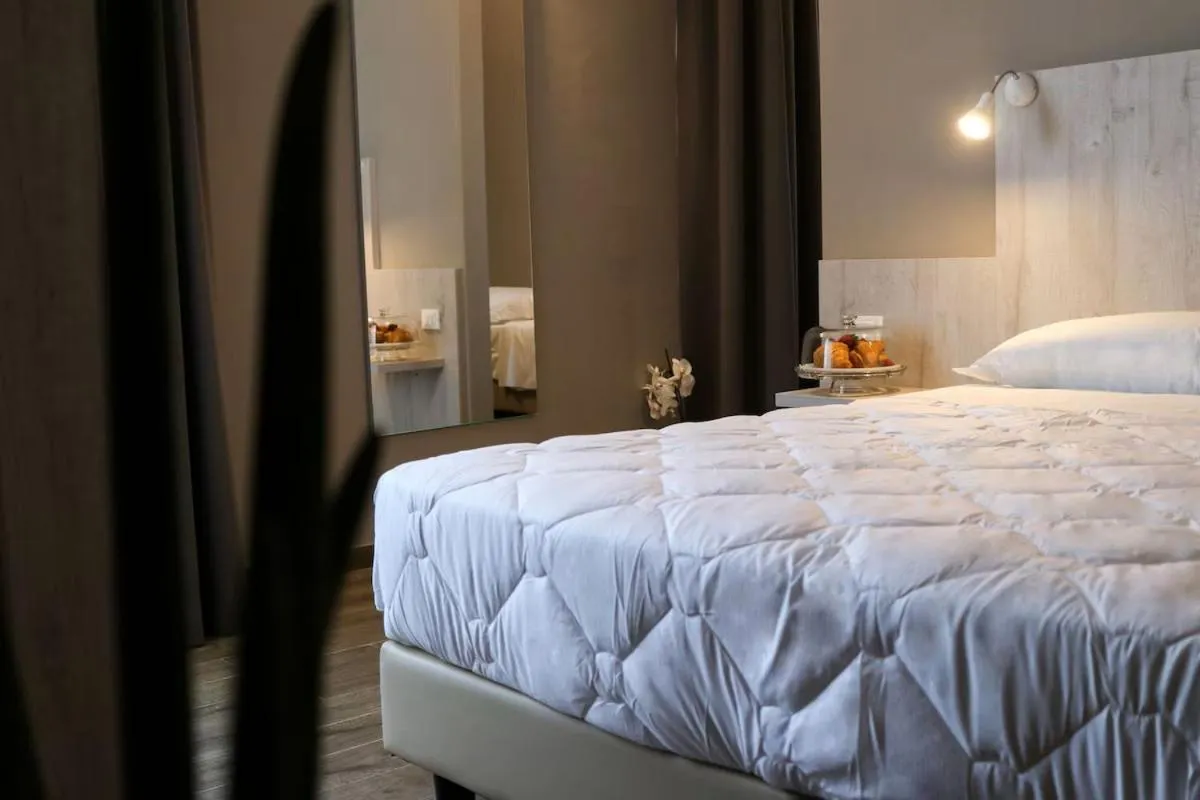 Photo of the whole room, Bed in Hotel Terme di Frasassi