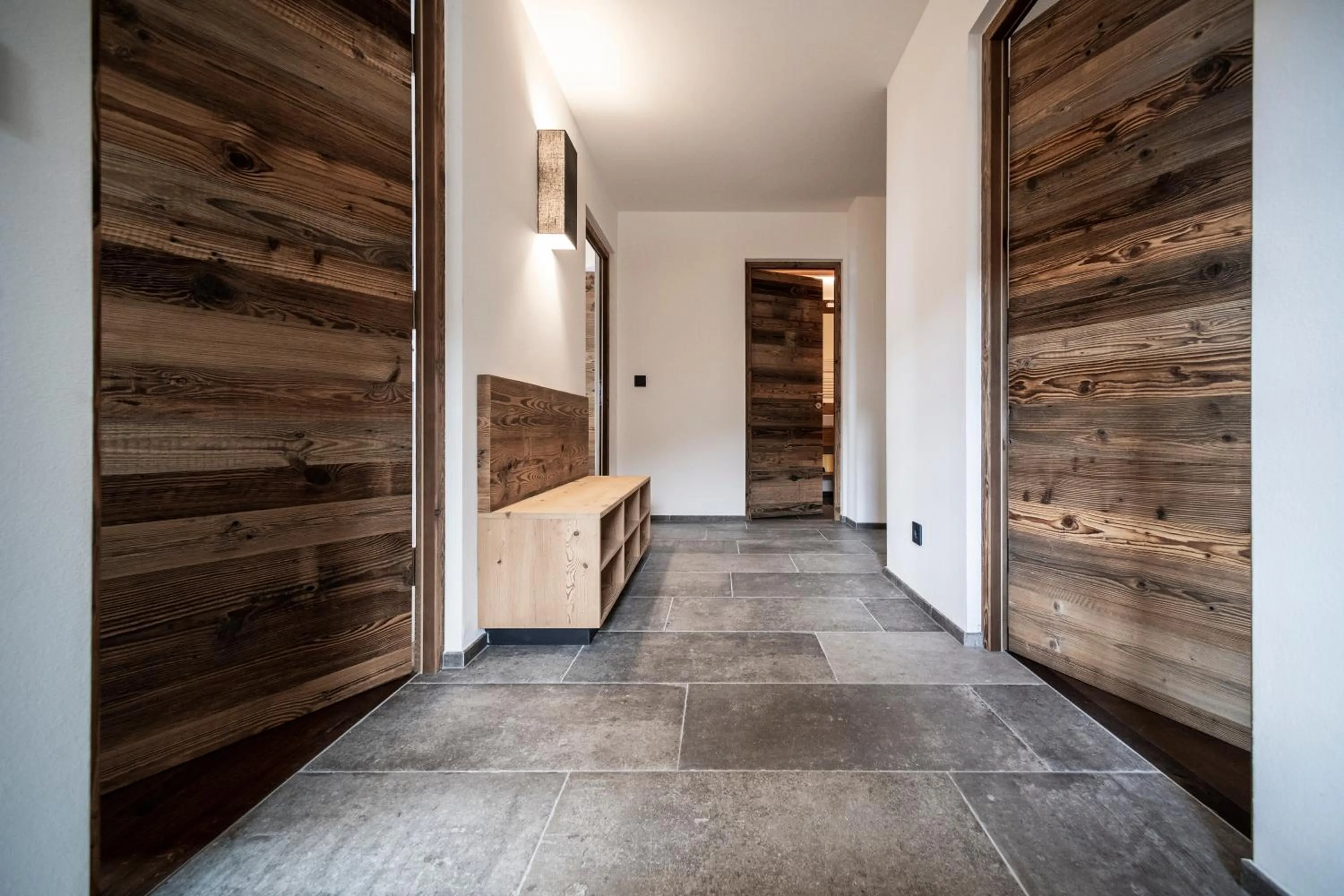 Decorative detail in Taser Alm