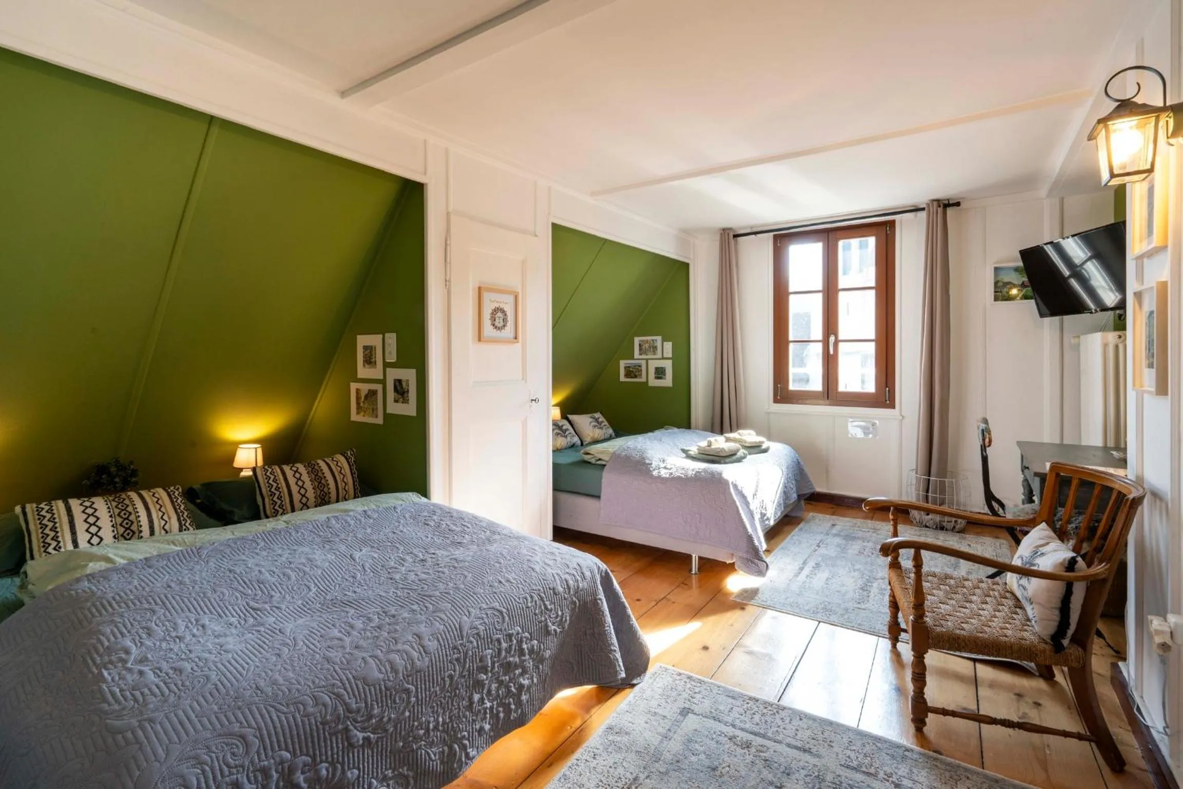 Double Room with Shared Bathroom - single occupancy in Maison DuBois