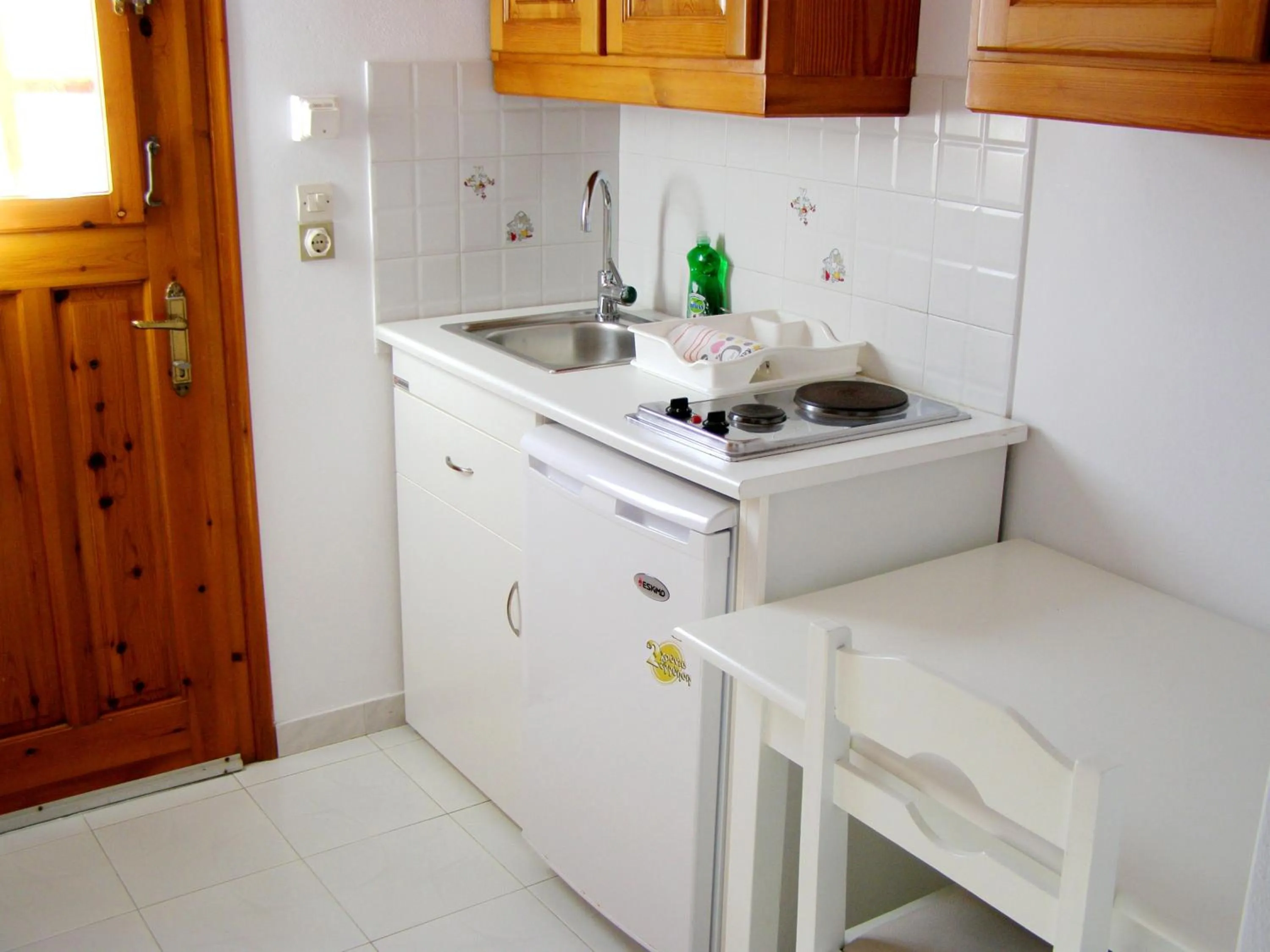 Kitchen or kitchenette in Elena Studios & Apartments