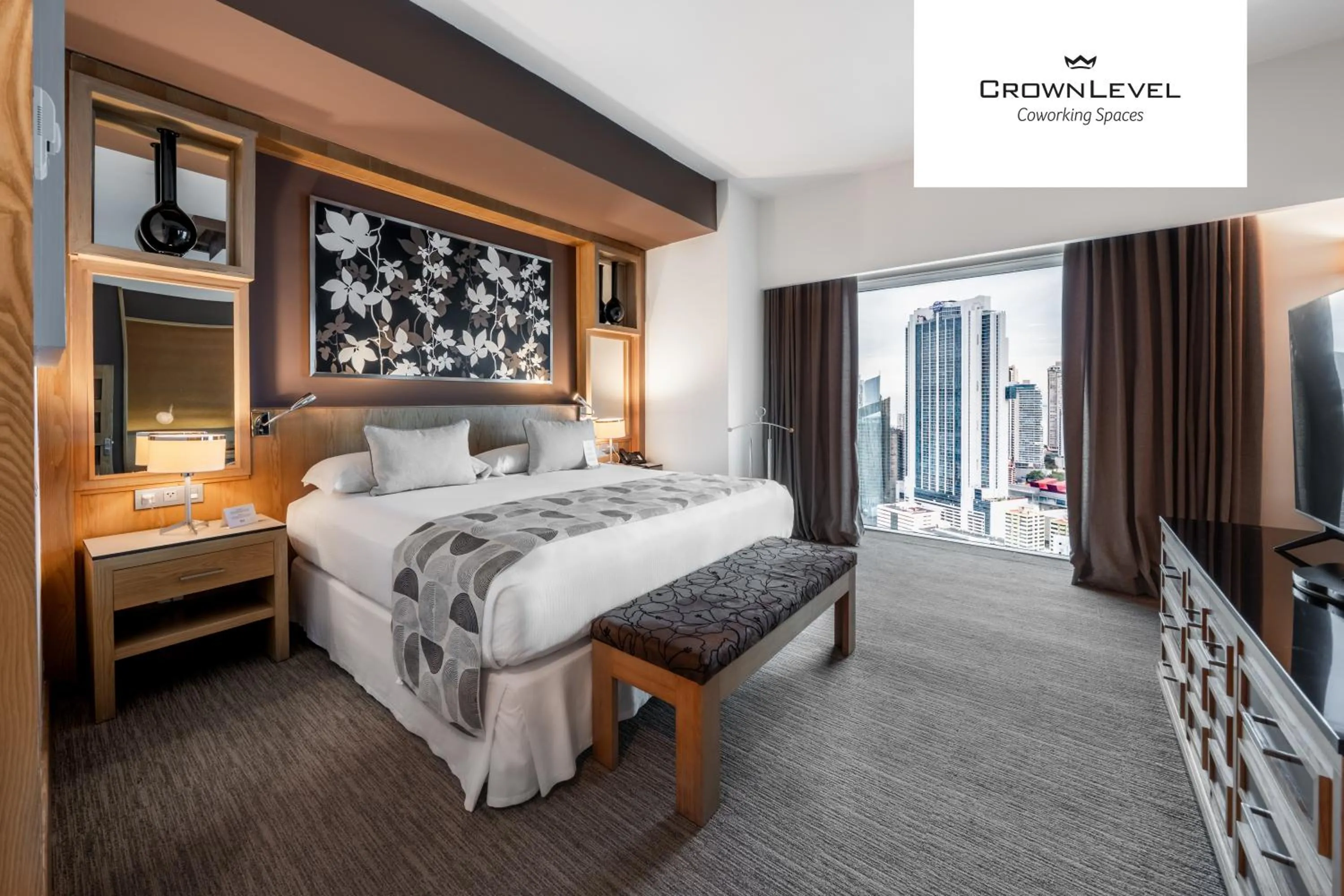 Bed in Riu Plaza Panamá