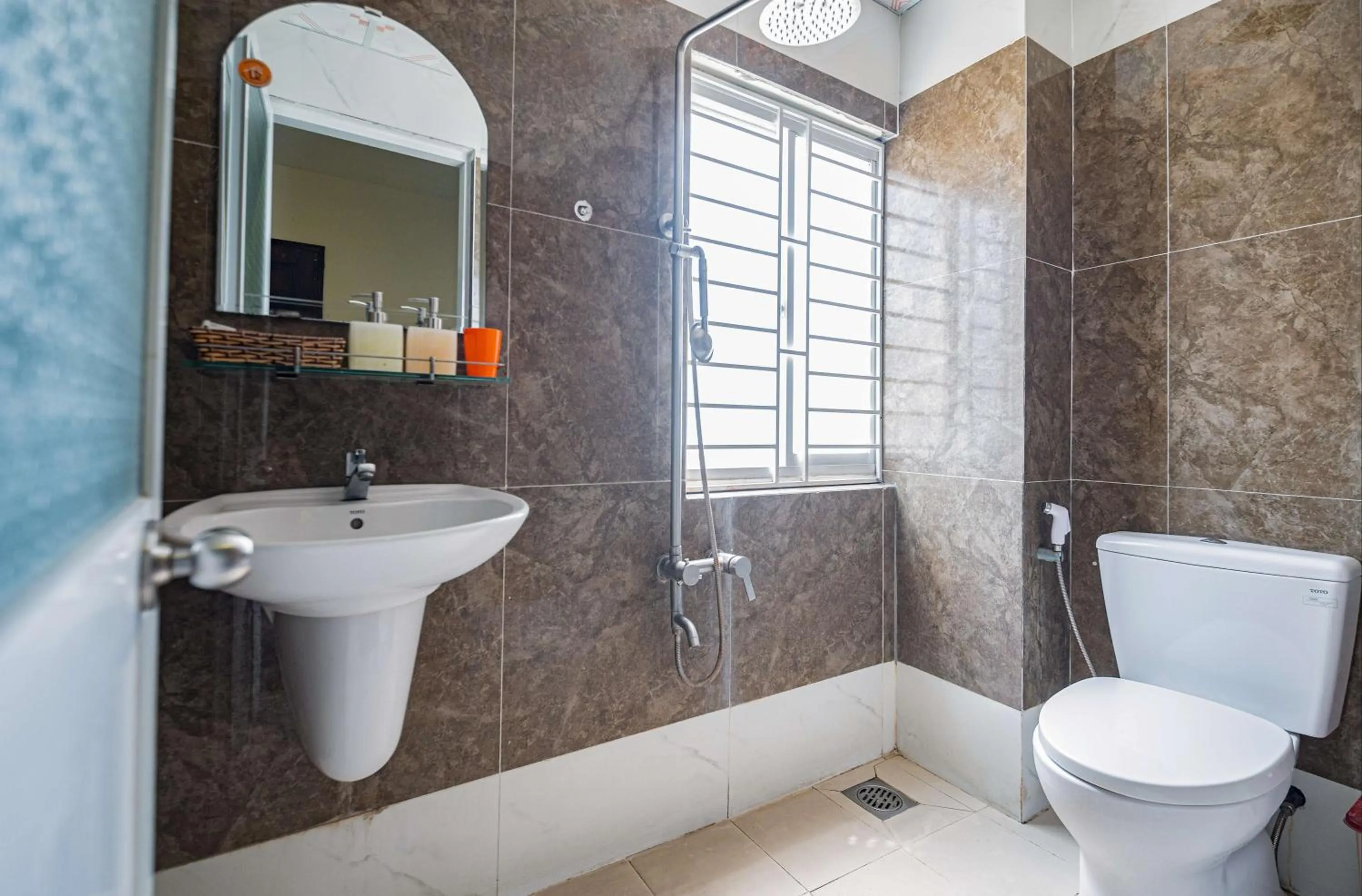 Toilet in Hương Biển Hotel