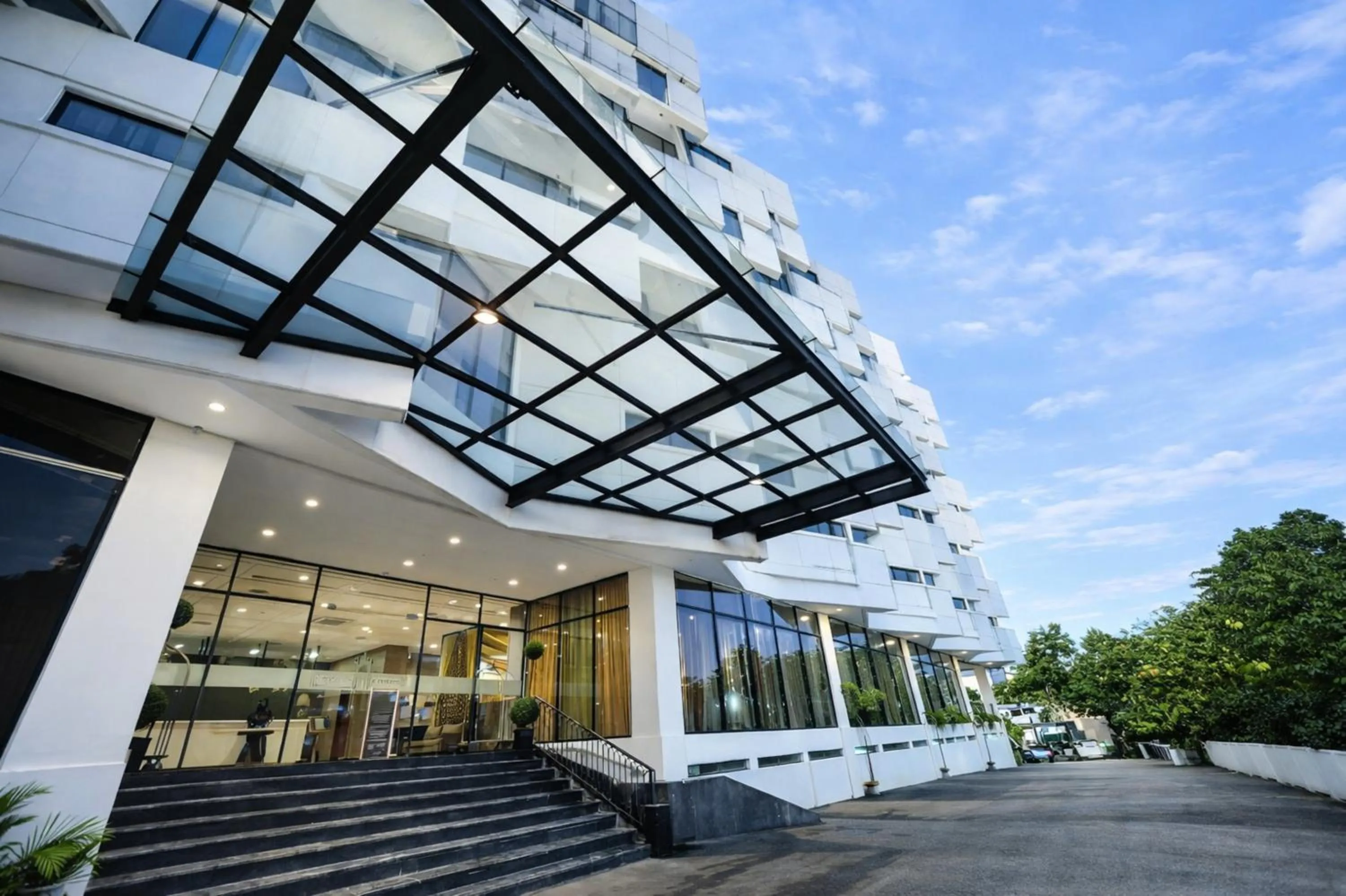 Property building in Rivoli Hotel Jakarta