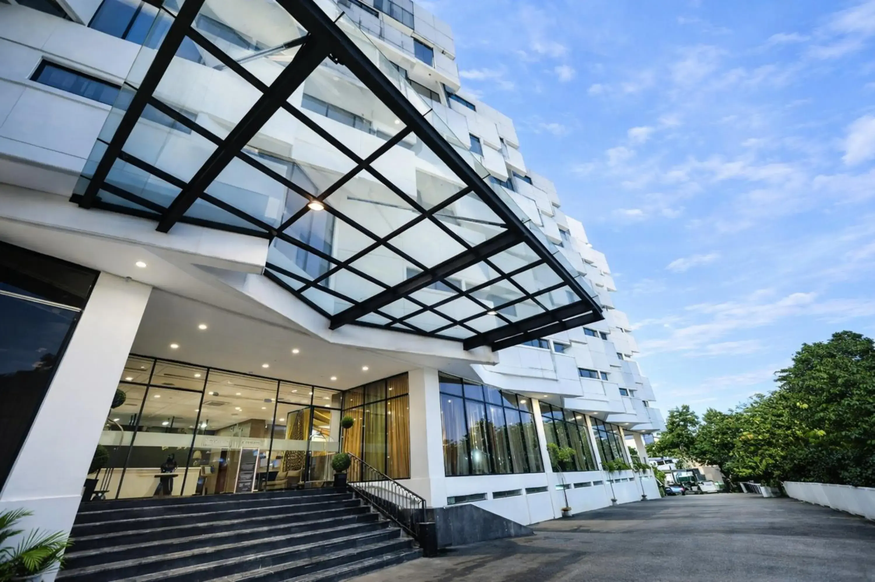 Property building in Rivoli Hotel Jakarta Property building in Rivoli Hotel Jakarta