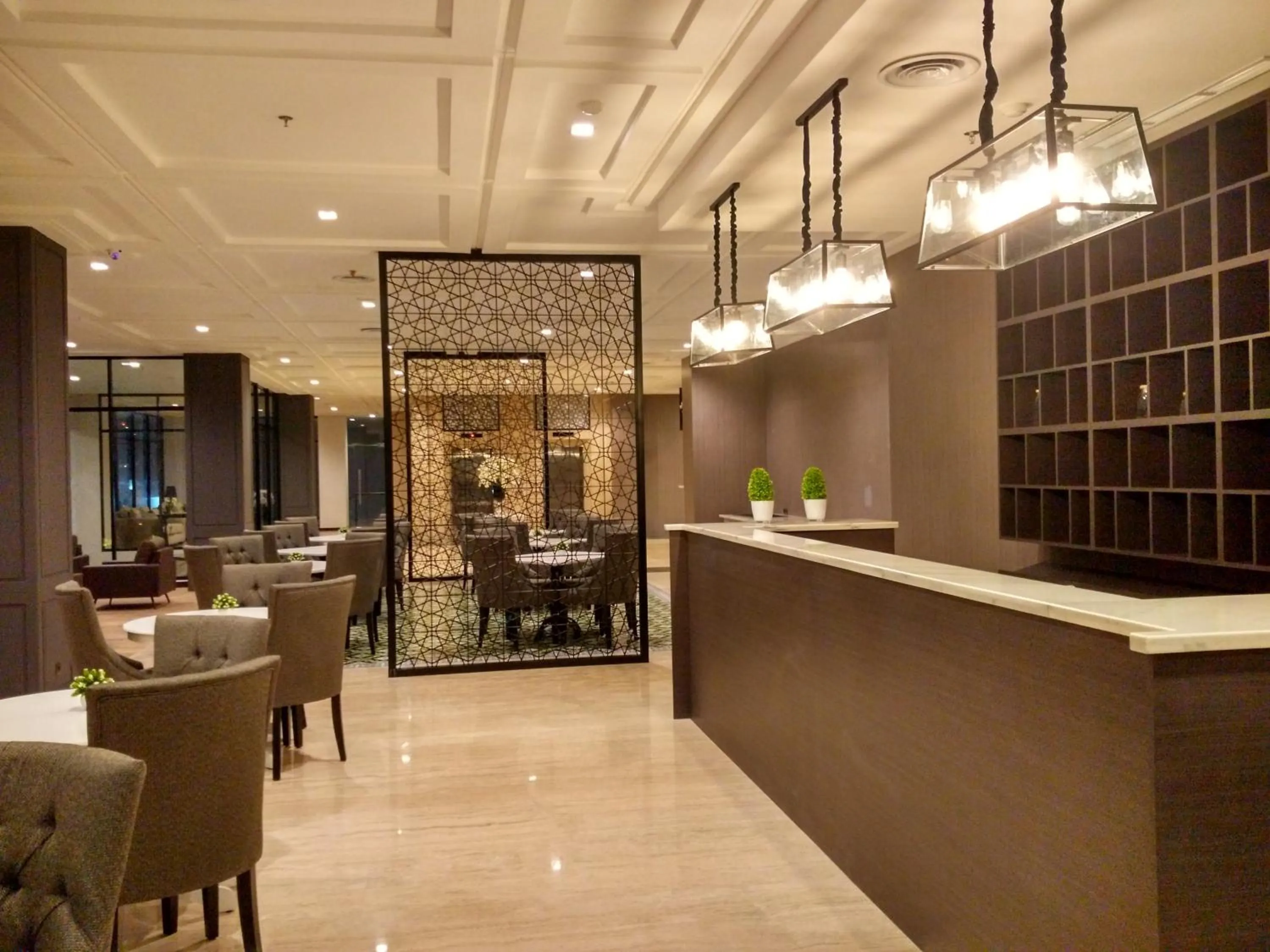 Restaurant/places to eat in Rivoli Hotel Jakarta