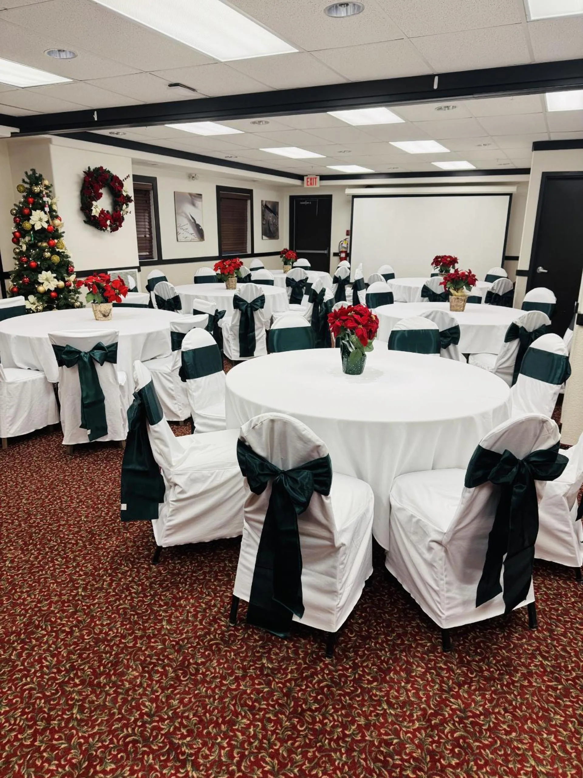 Super 8 by Wyndham Dawson Creek