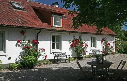 Stenrosgården Stenrosgården