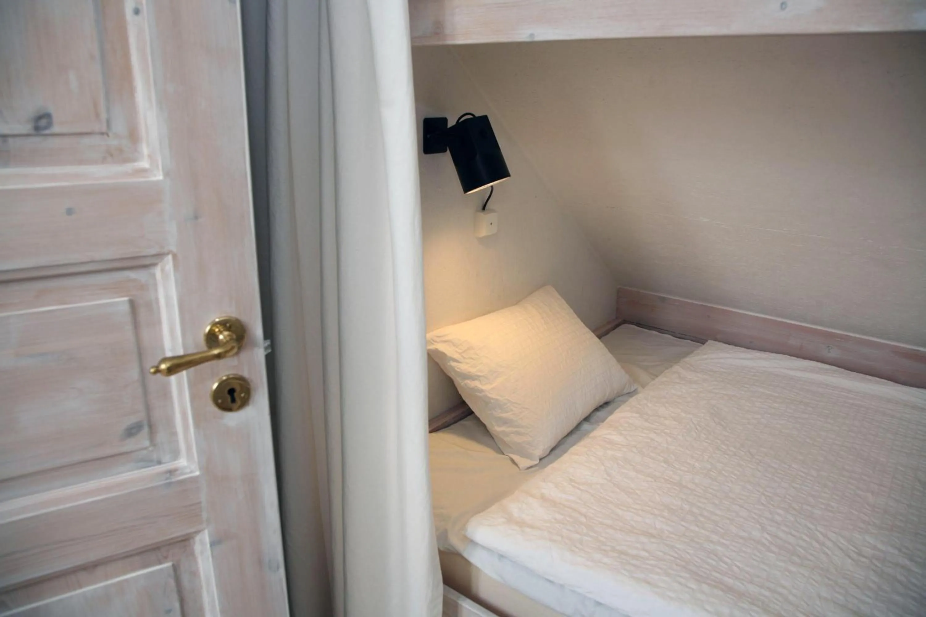 Bed in Stenrosgården