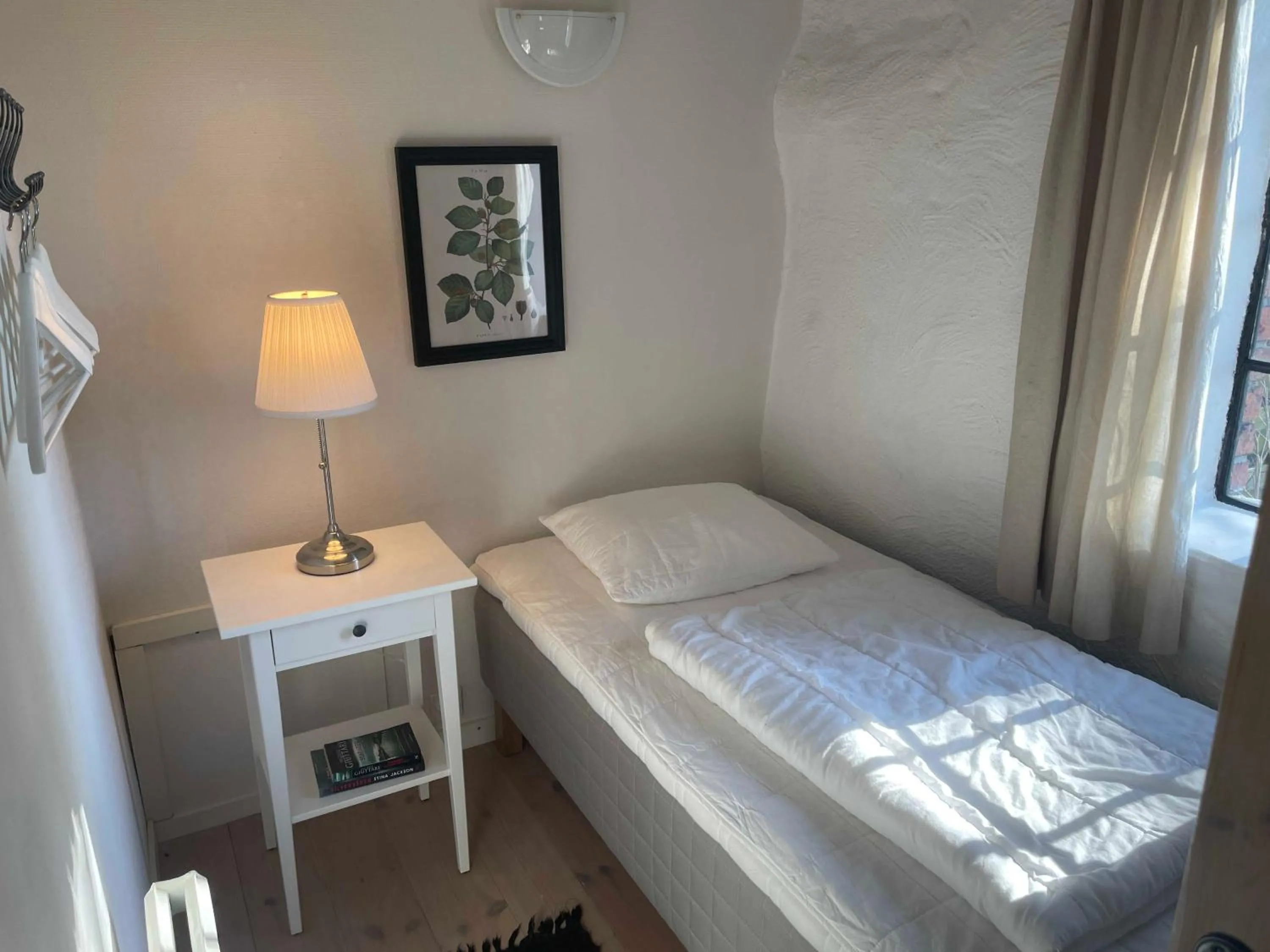 Bed in Stenrosgården