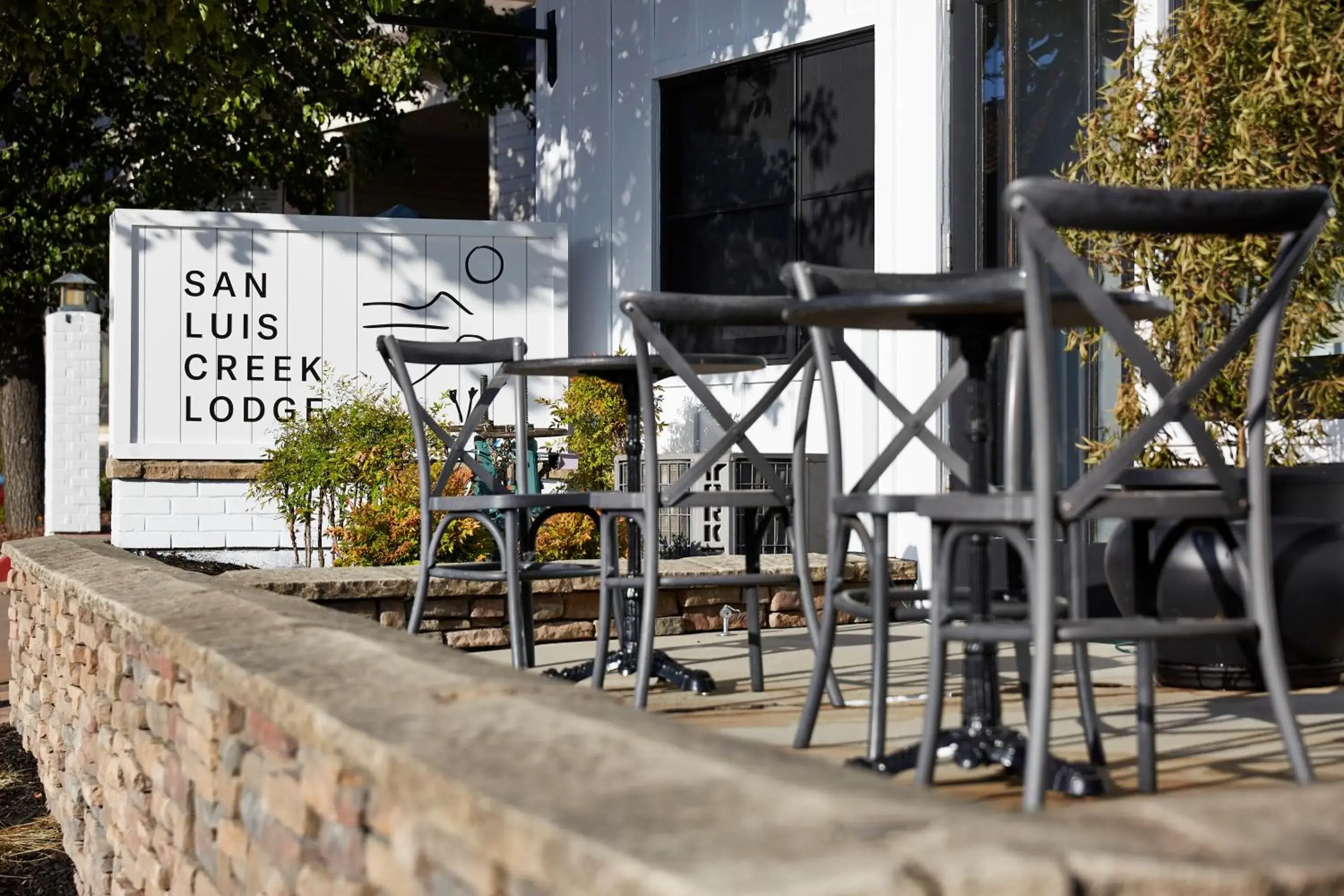 Facade/entrance in San Luis Creek Lodge Facade/entrance in San Luis Creek Lodge