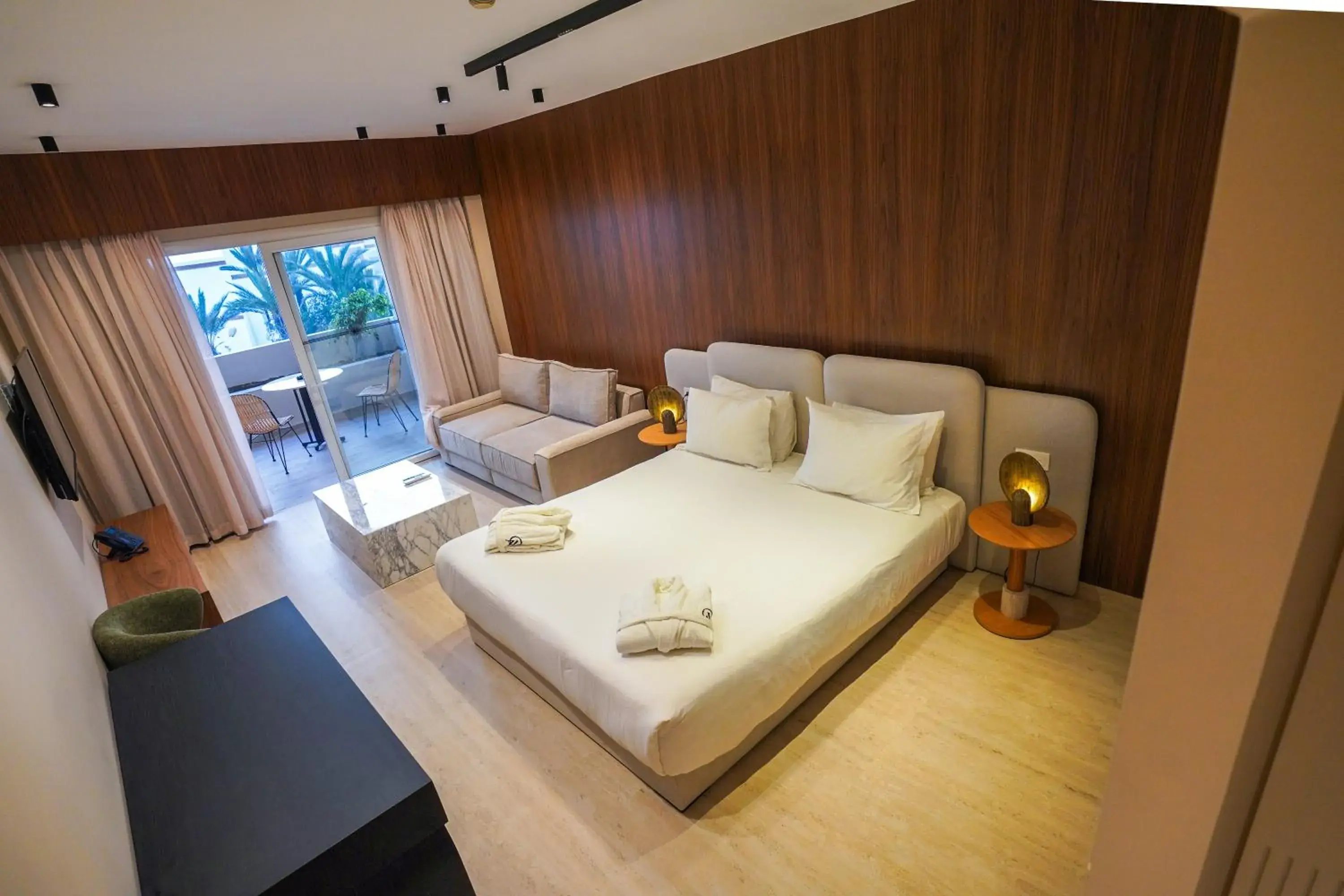 Bed in Ocean Atlantic View (Ex Bo Hotel) Bed in Ocean Atlantic View (Ex Bo Hotel)