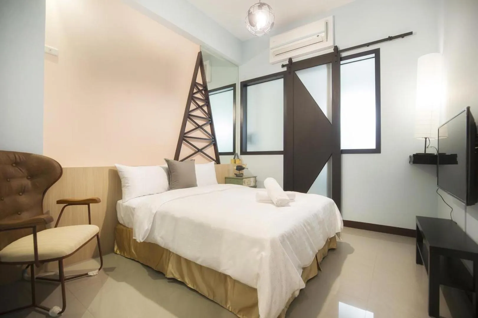 Bed in 東立方旅宿-East Cube B&B