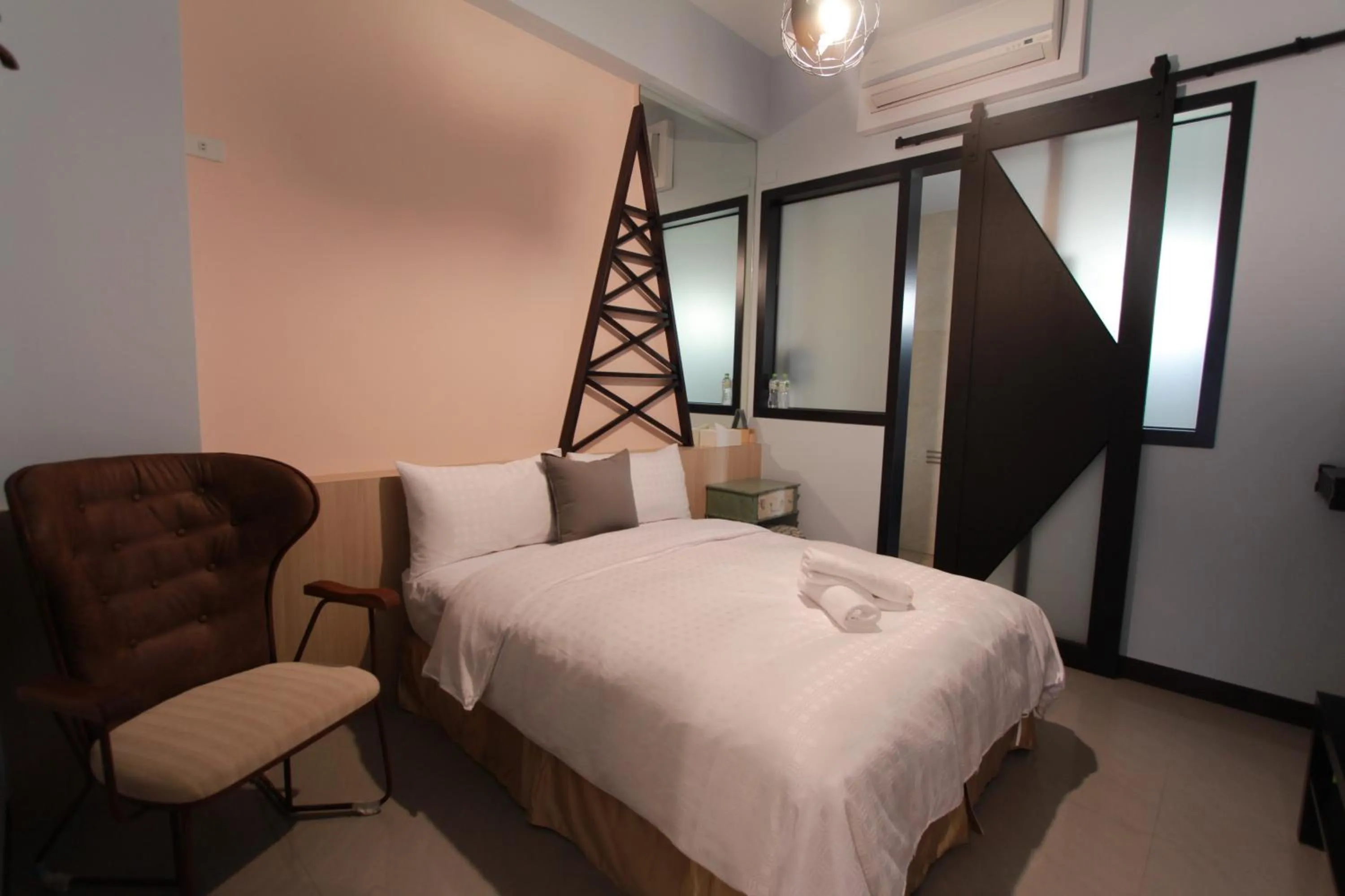 Bed in 東立方旅宿-East Cube B&B