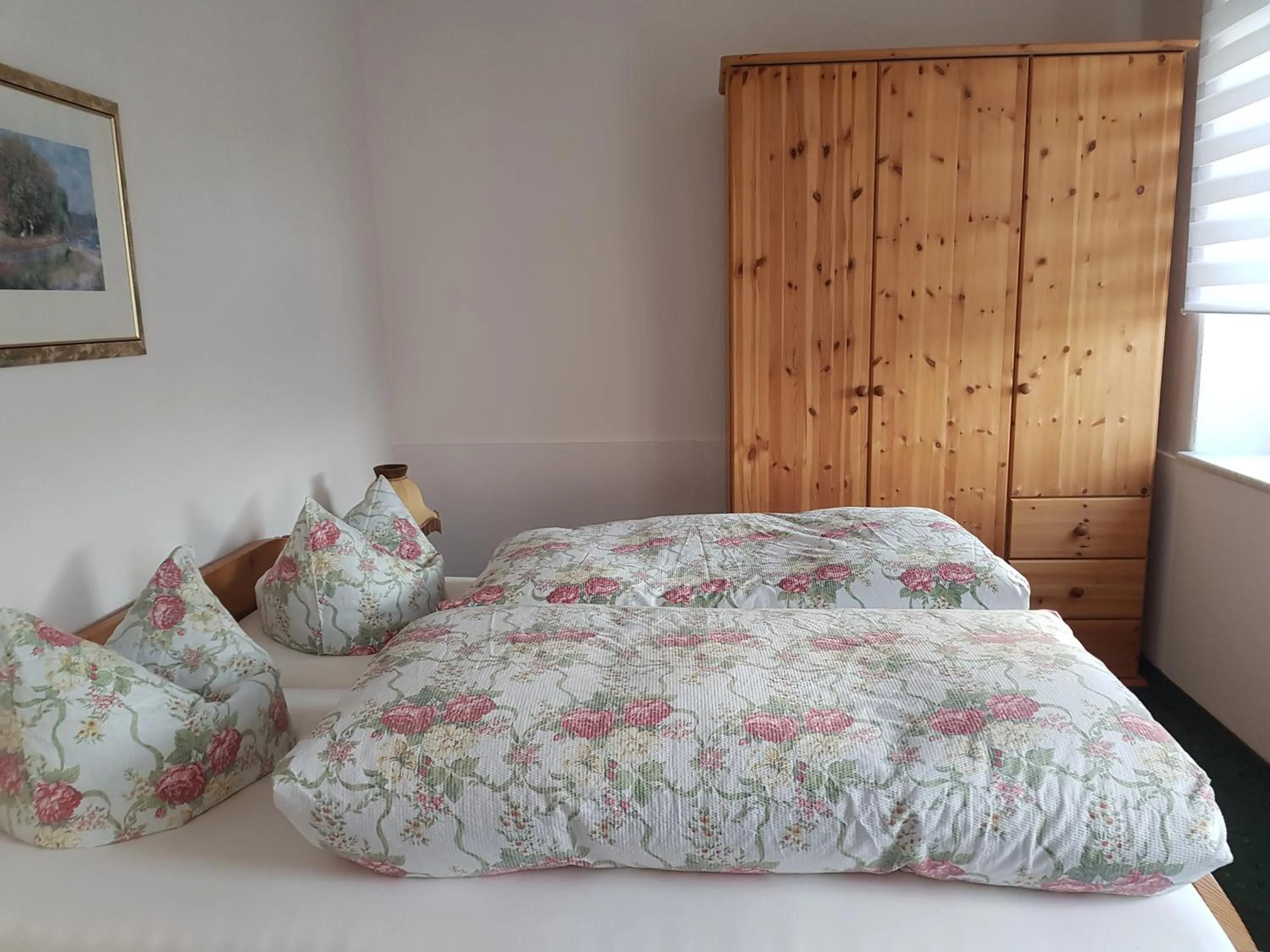 Bed in Ferienwohnungen Fam. Lippert