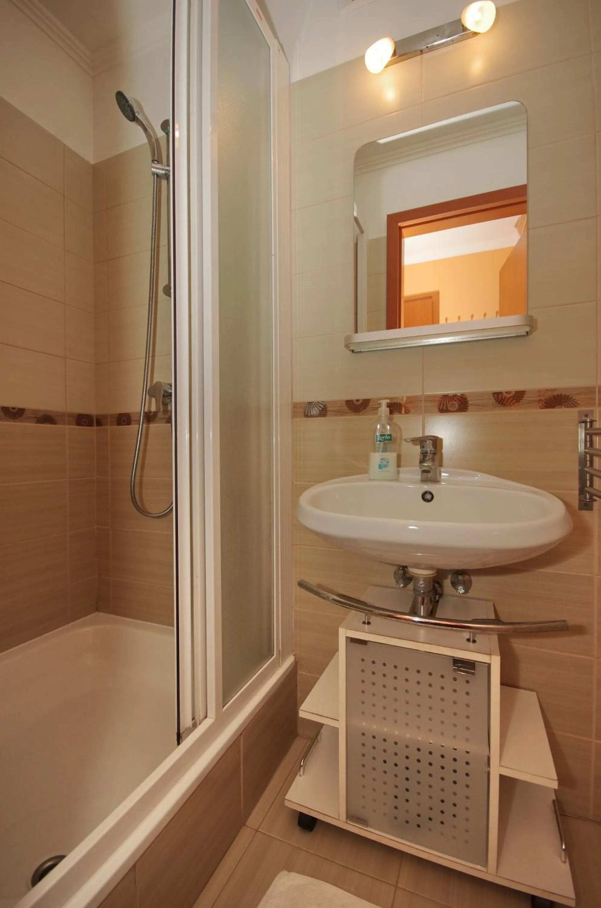 Várárok Apartman
