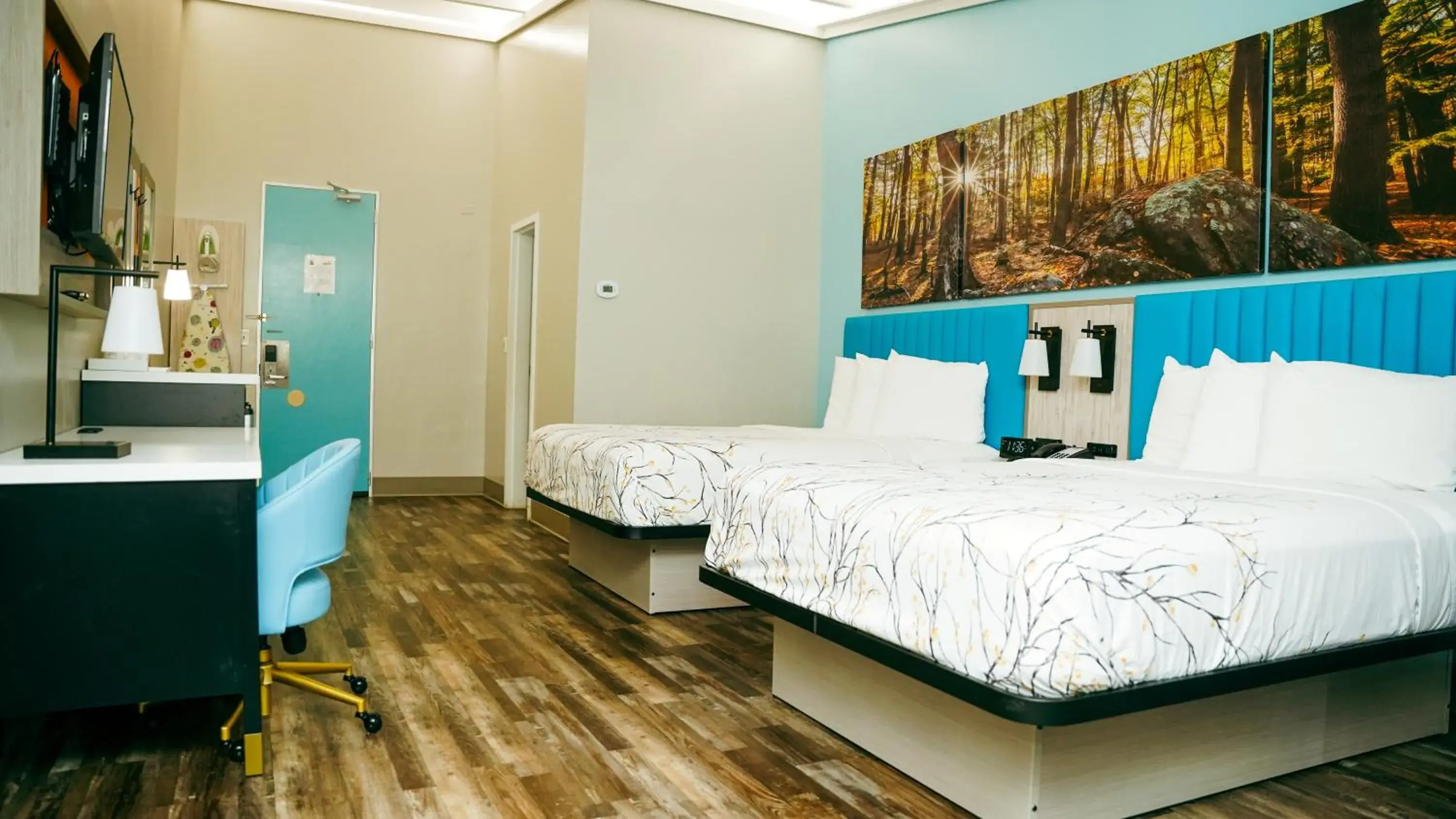 Guests, Bed in Days Inn by Wyndham Southington Guests, Bed in Days Inn by Wyndham Southington