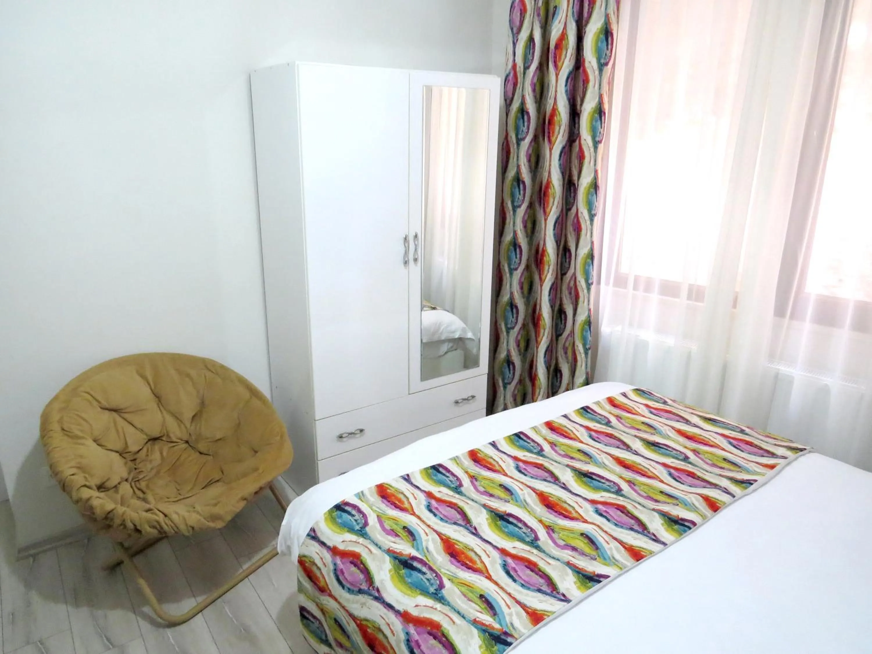 Bedroom, Bed in Istanberry - Paradise Apartments
