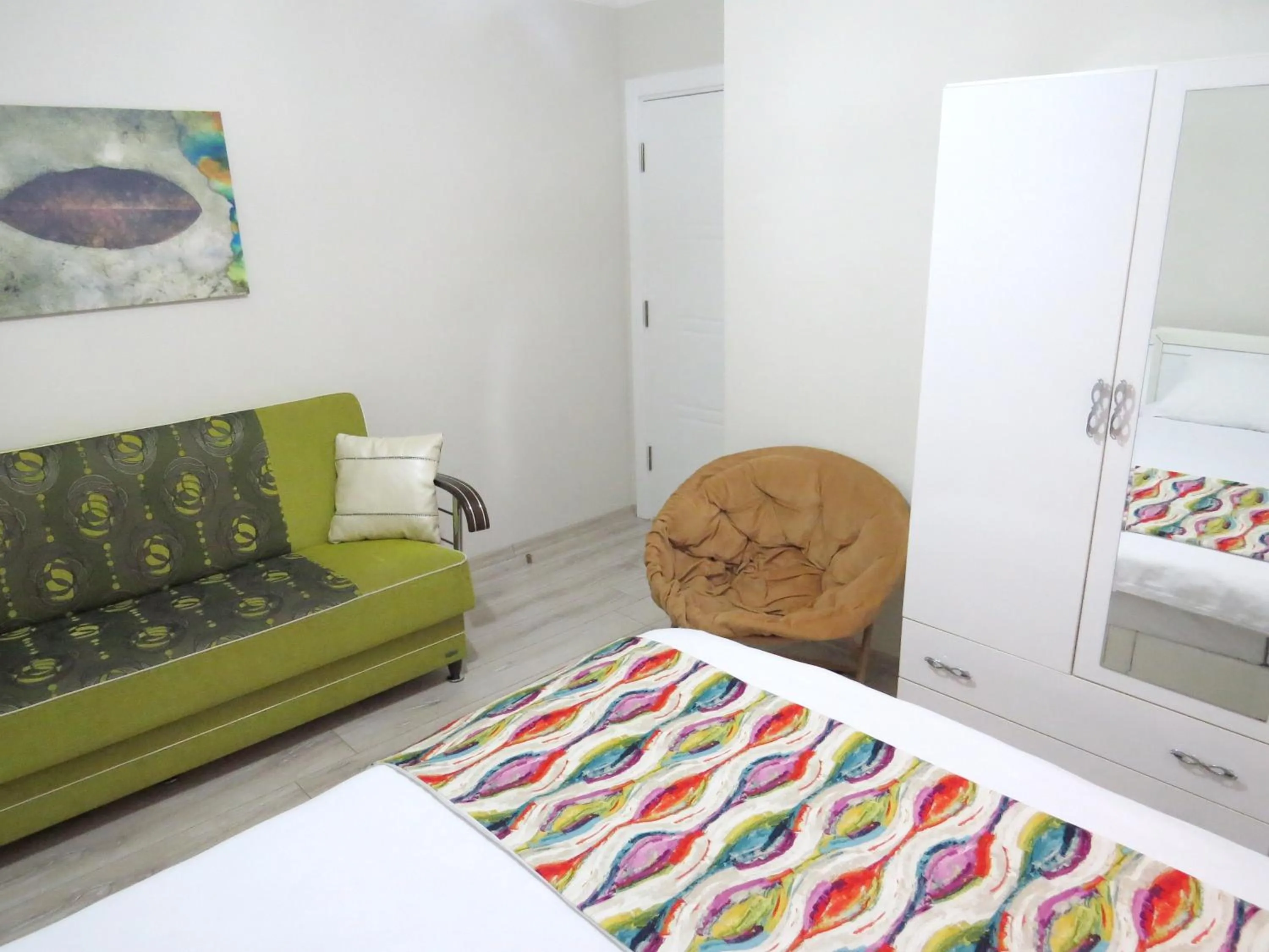 Bedroom, Bed in Istanberry - Paradise Apartments
