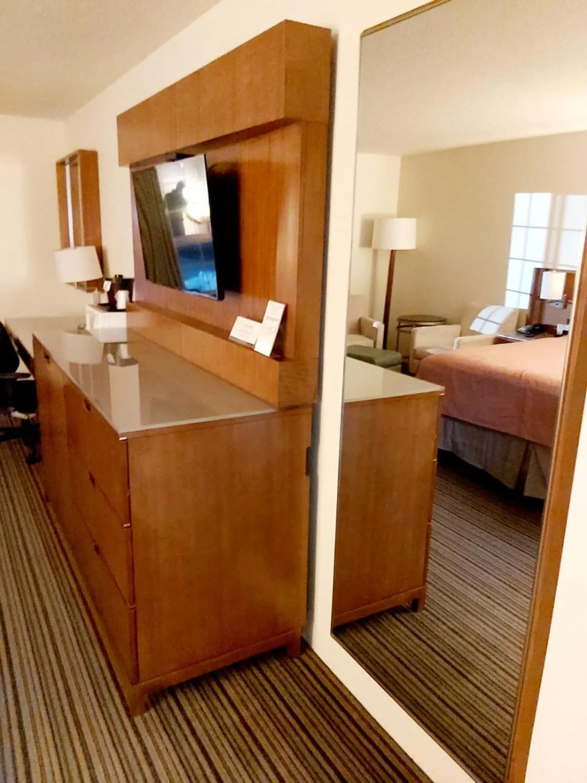 TV and multimedia, Bed in Windsor Place Inn