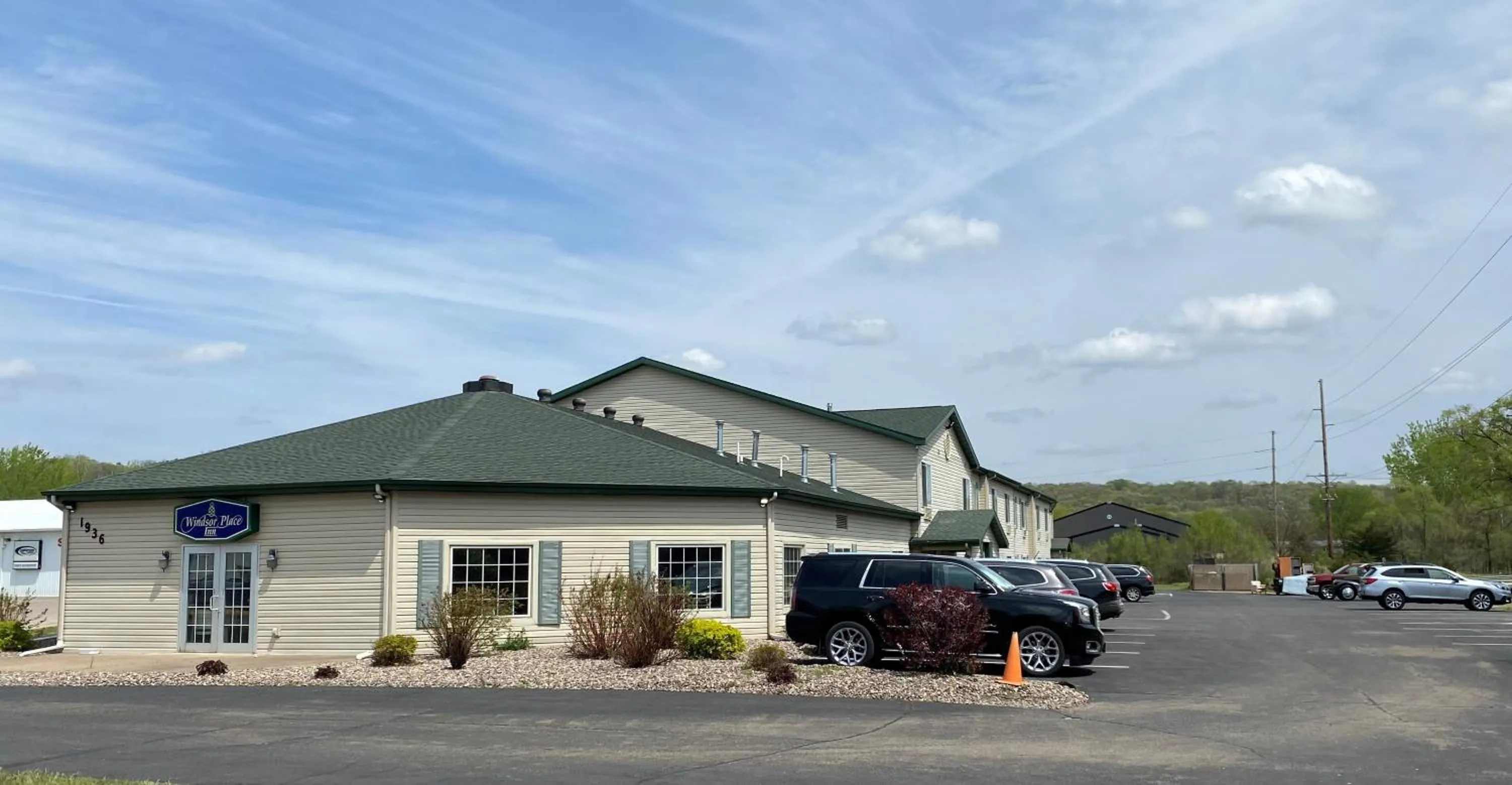 Property building in Windsor Place Inn