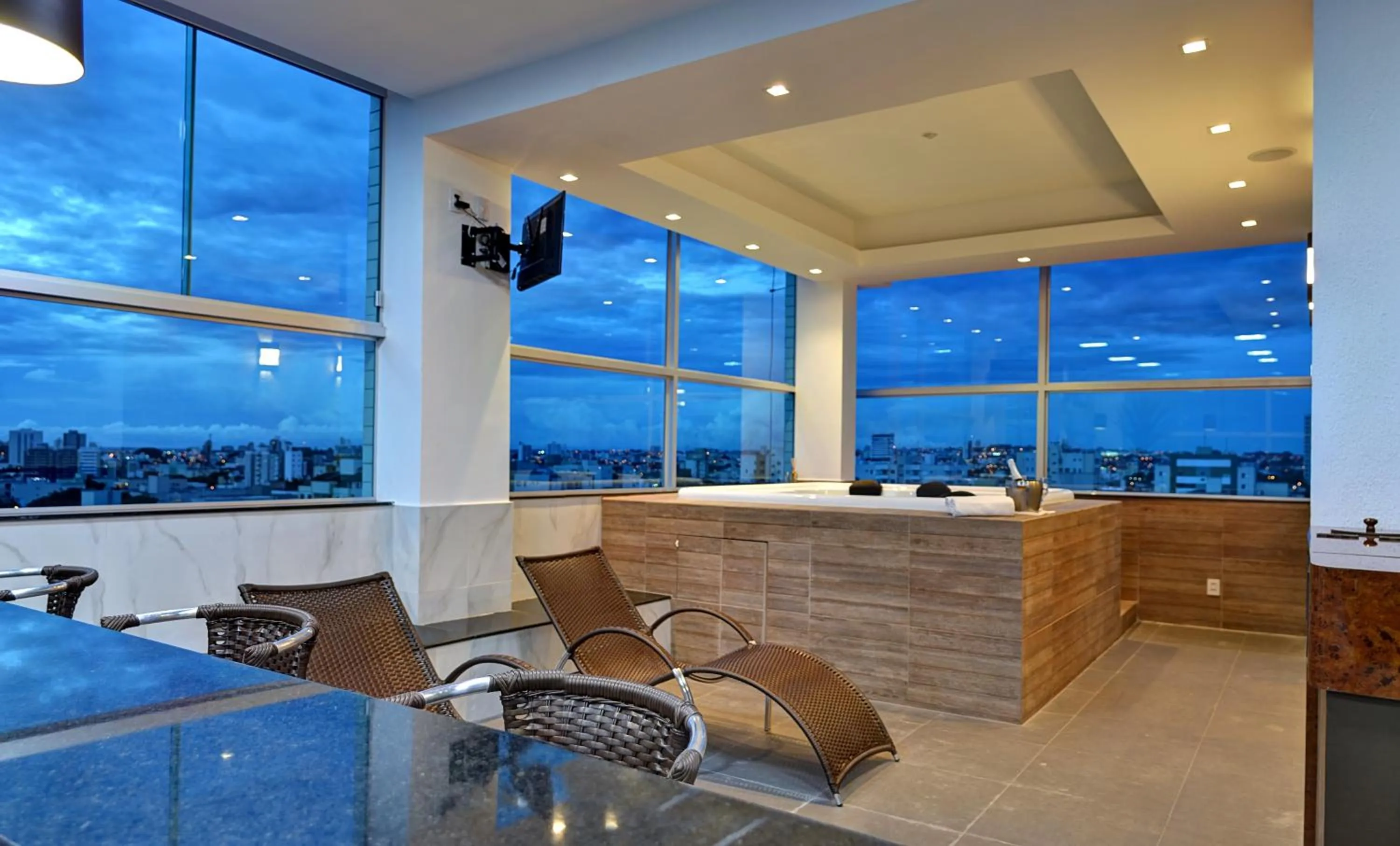 Hot Tub in Porto Minas Hotel e Convenções