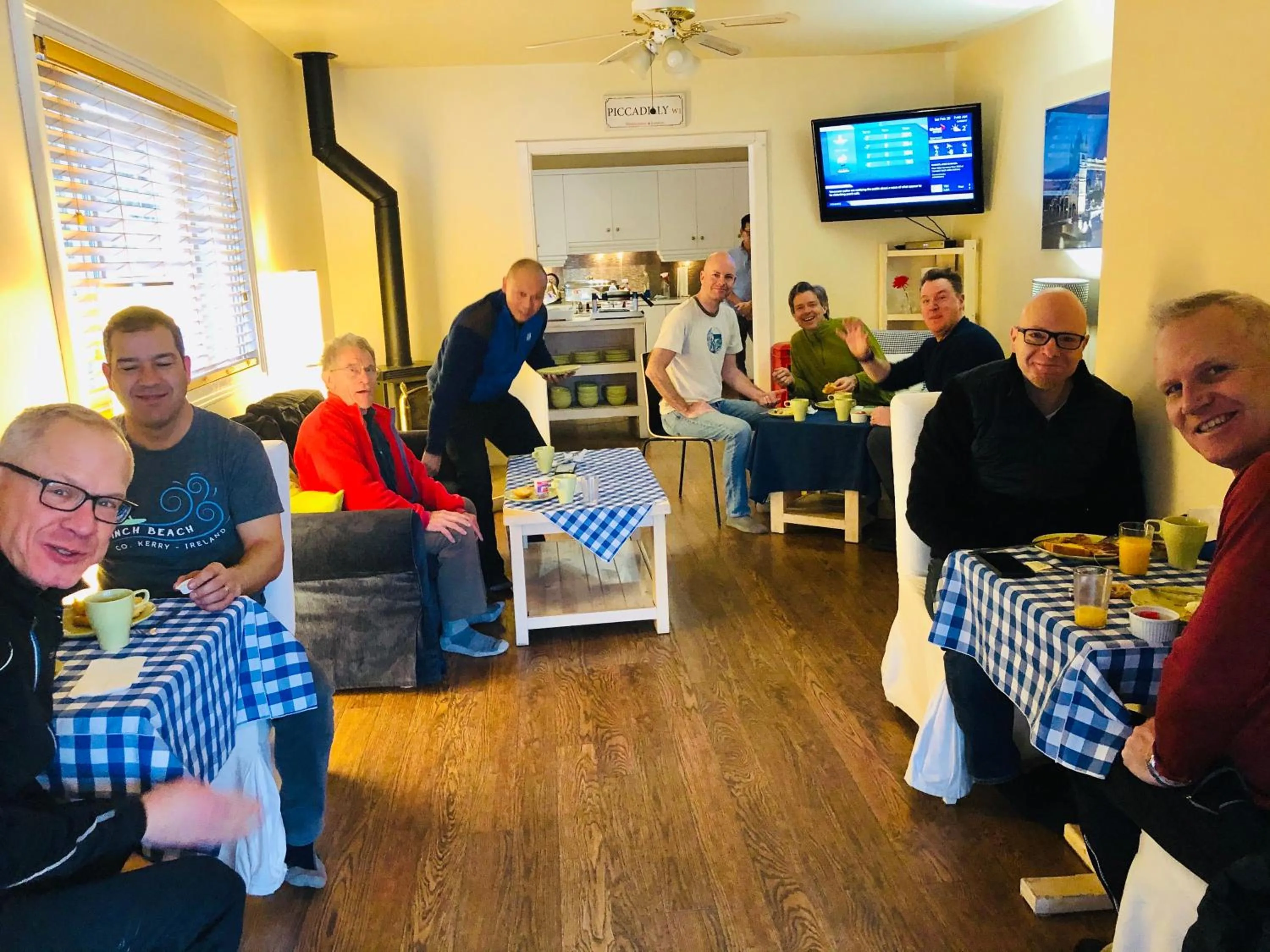 Breakfast in Piccadilly Motel