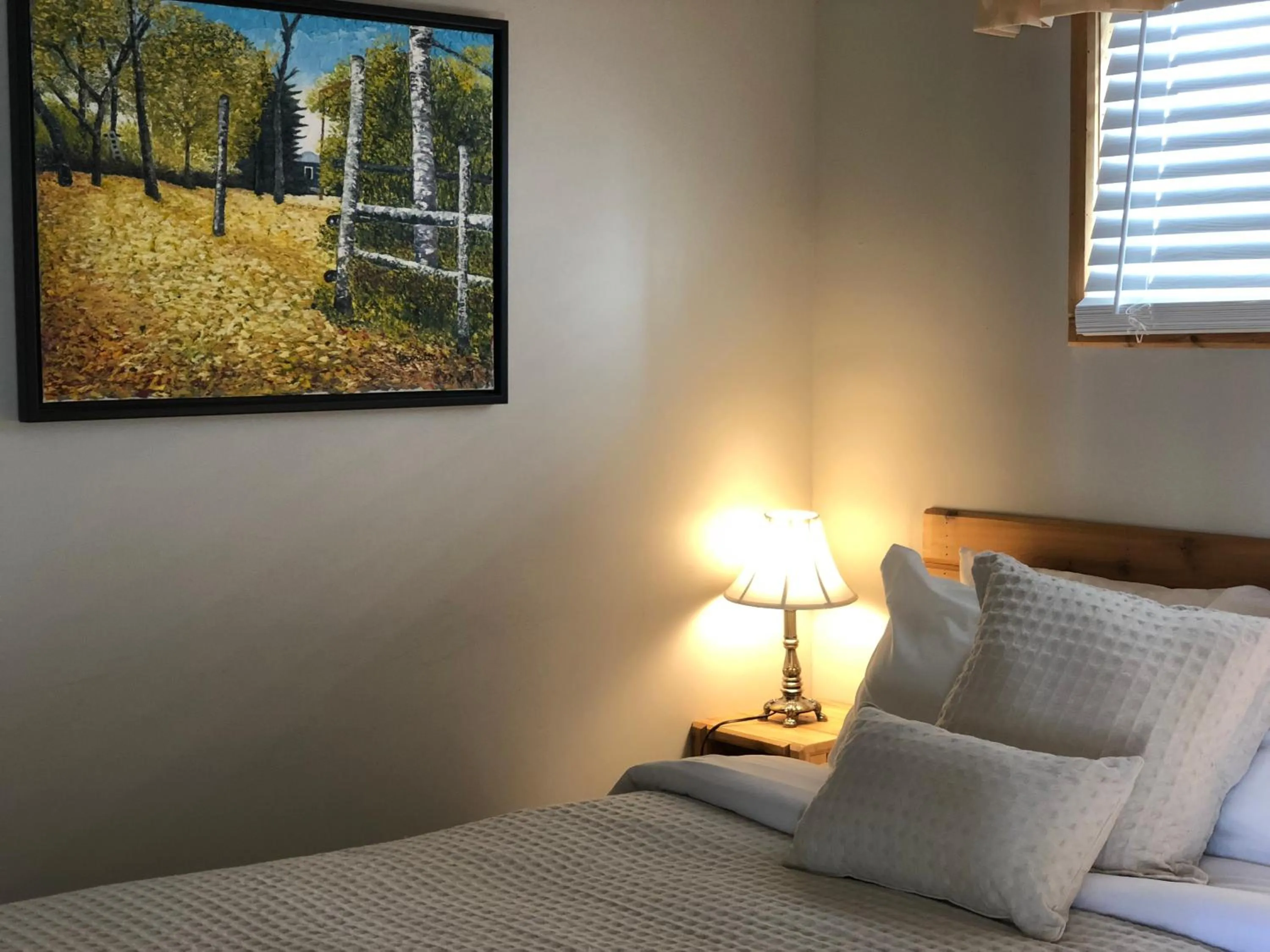 Bedroom, Bed in Piccadilly Motel