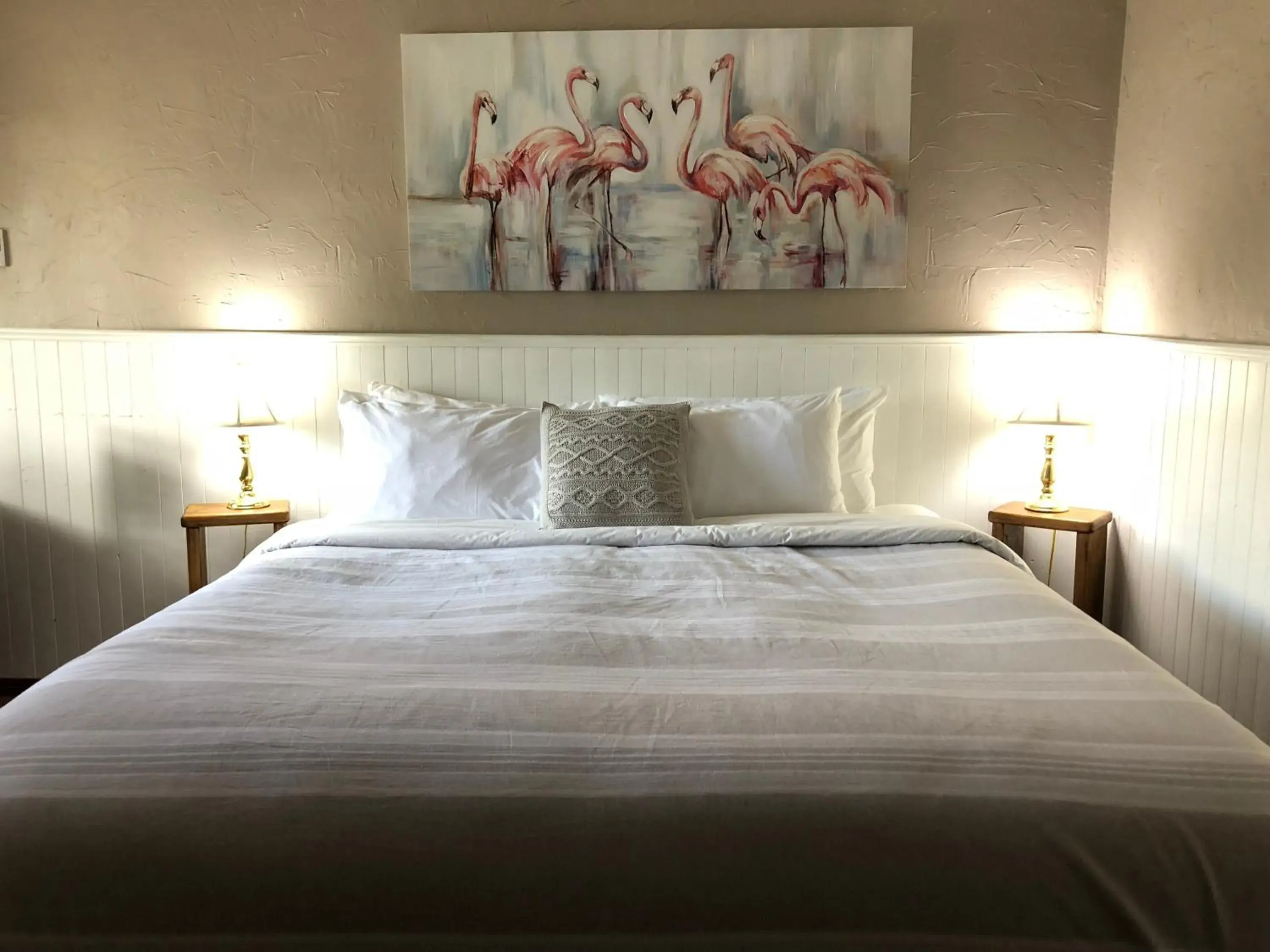 King Room #12 in Piccadilly Motel King Room #12 in Piccadilly Motel