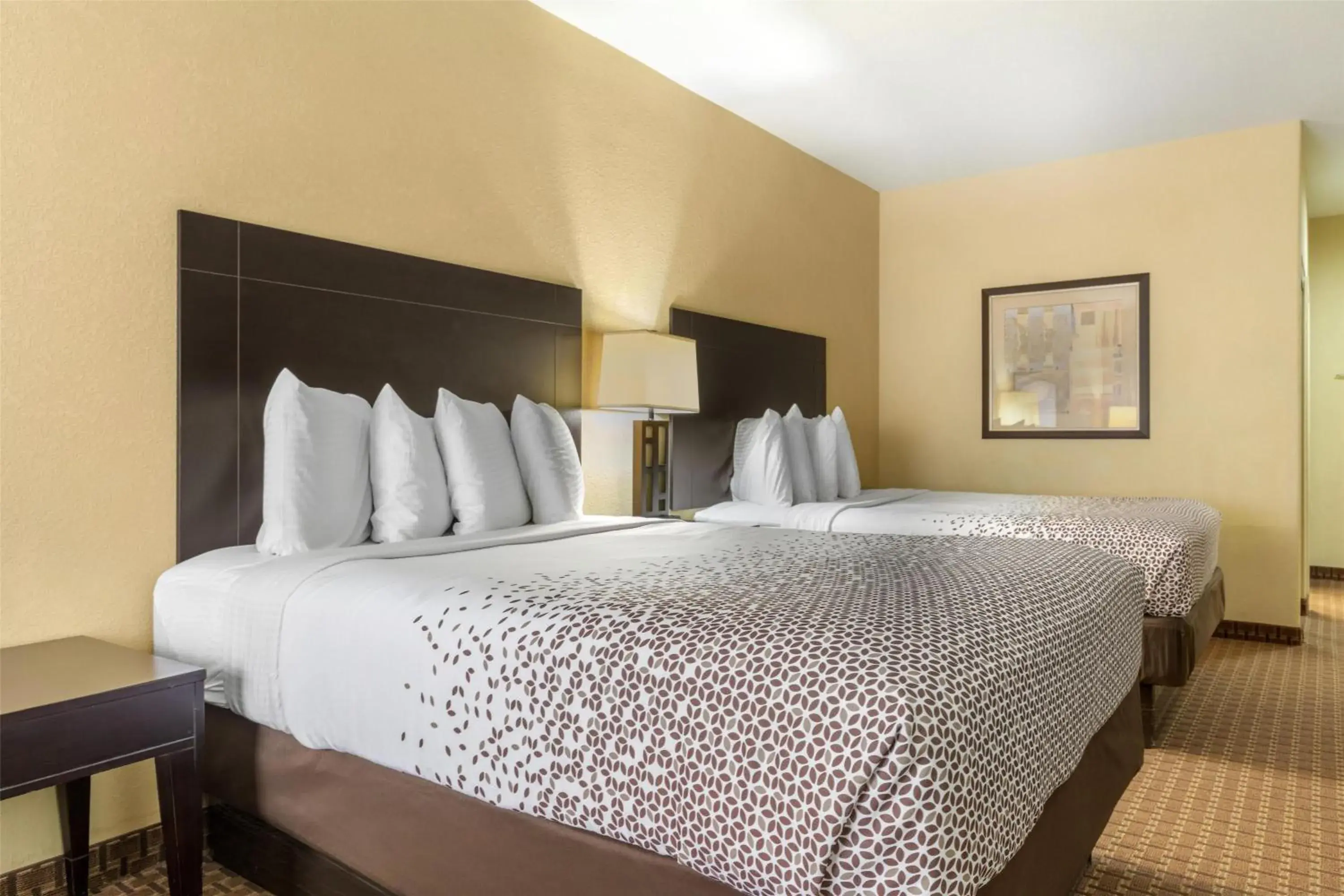 Bedroom, Bed in Best Western Bastrop Pines Inn Bedroom, Bed in Best Western Bastrop Pines Inn