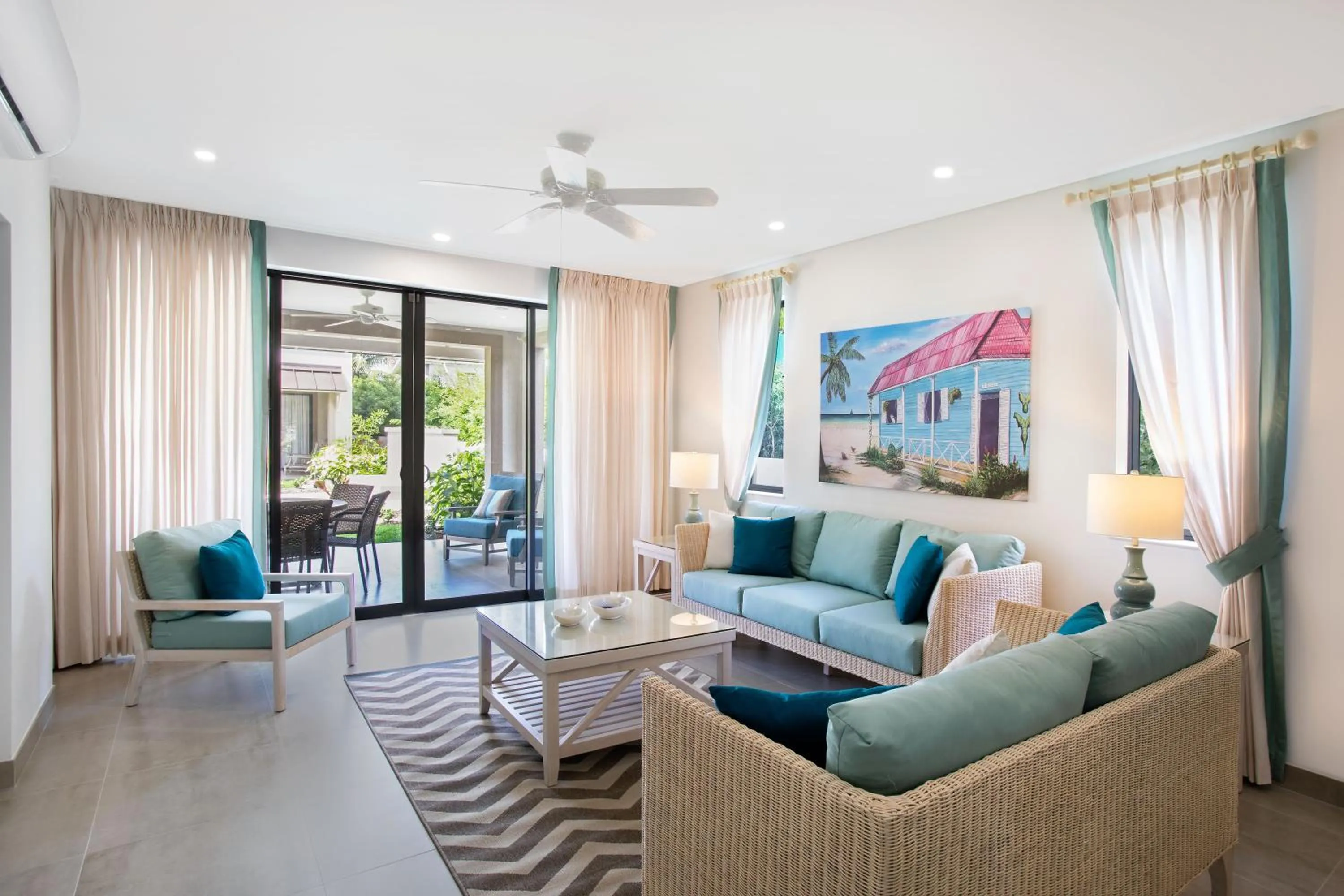 Living room in Beach View Hotel