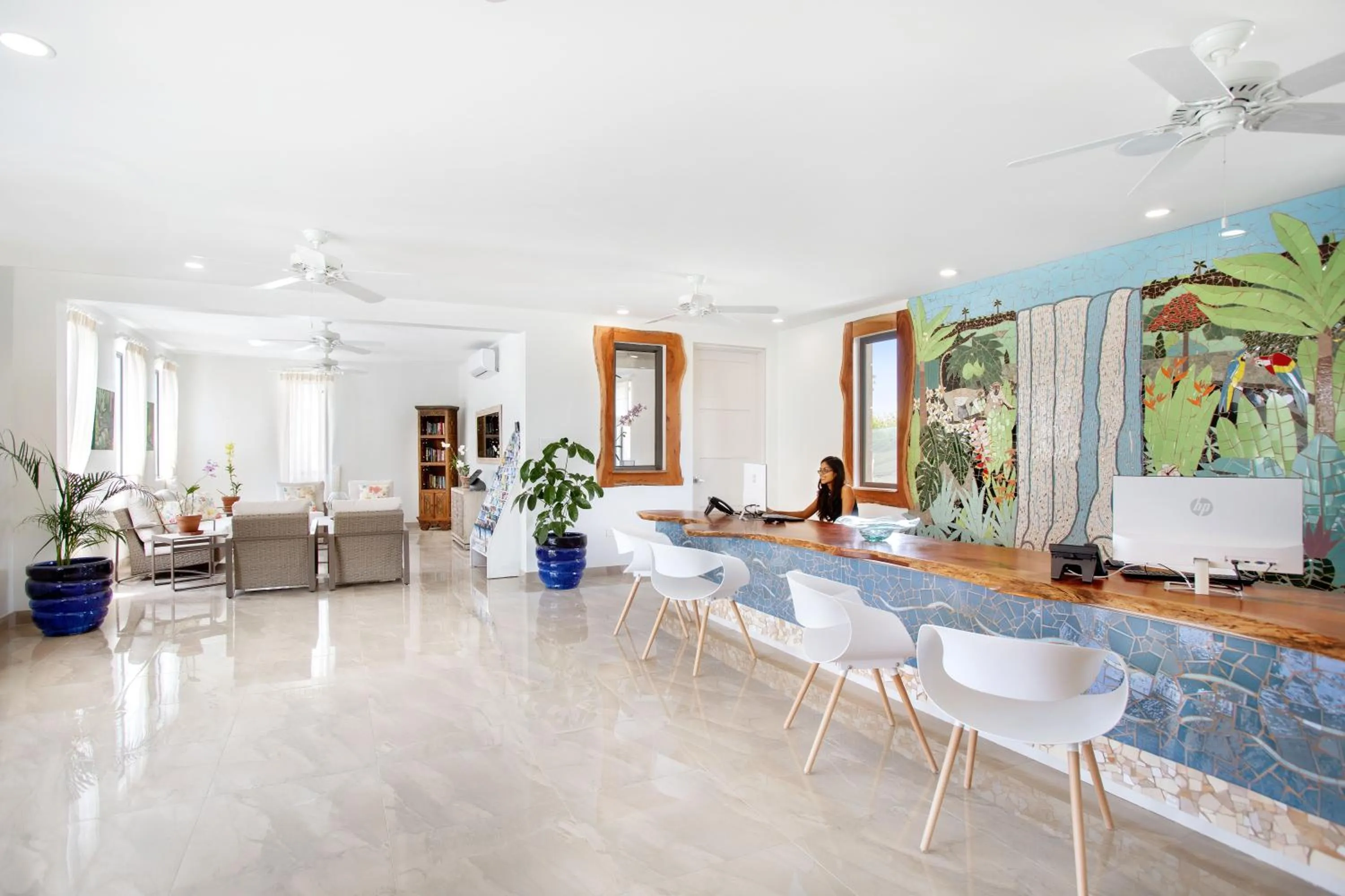 Lobby or reception in Beach View Hotel