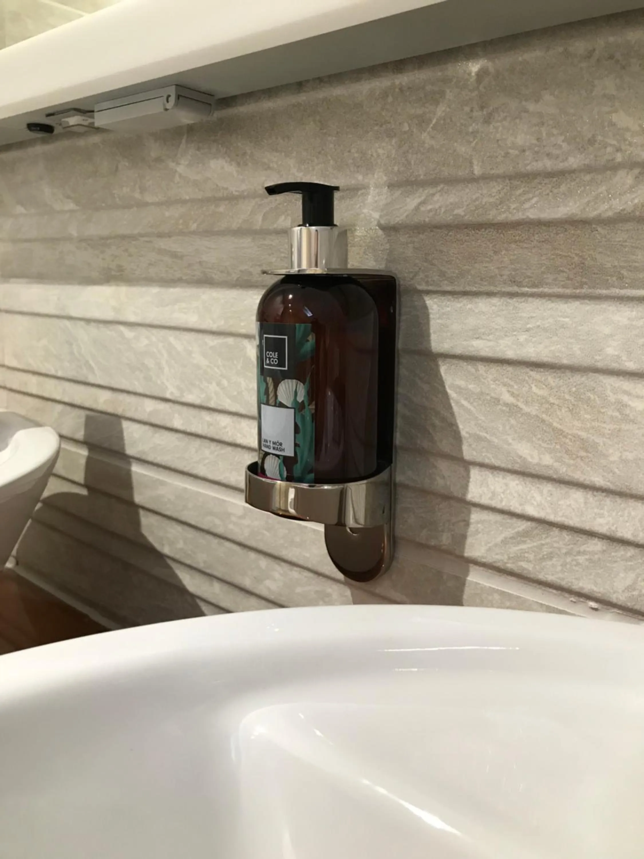 Lon y Traeth Bed & Breakfast