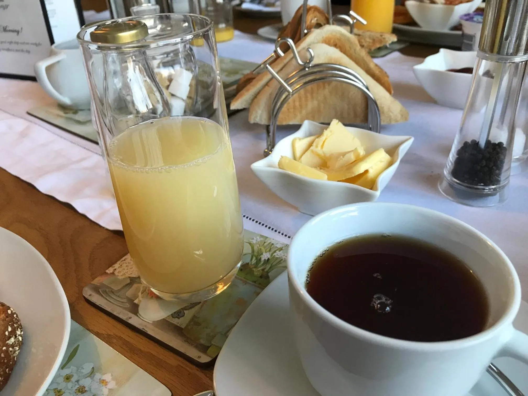 Breakfast in Lon y Traeth Bed & Breakfast