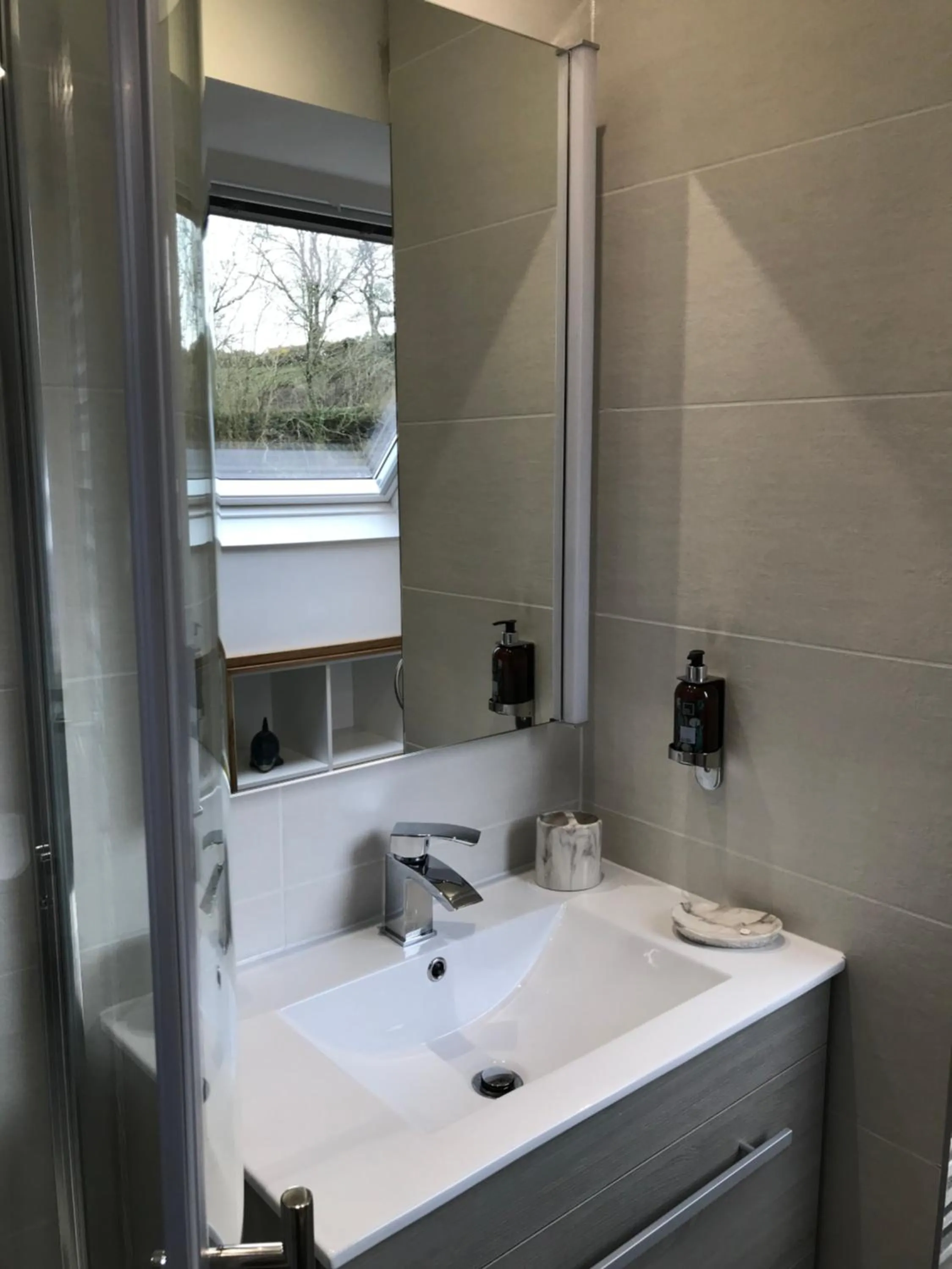 Lon y Traeth Bed & Breakfast