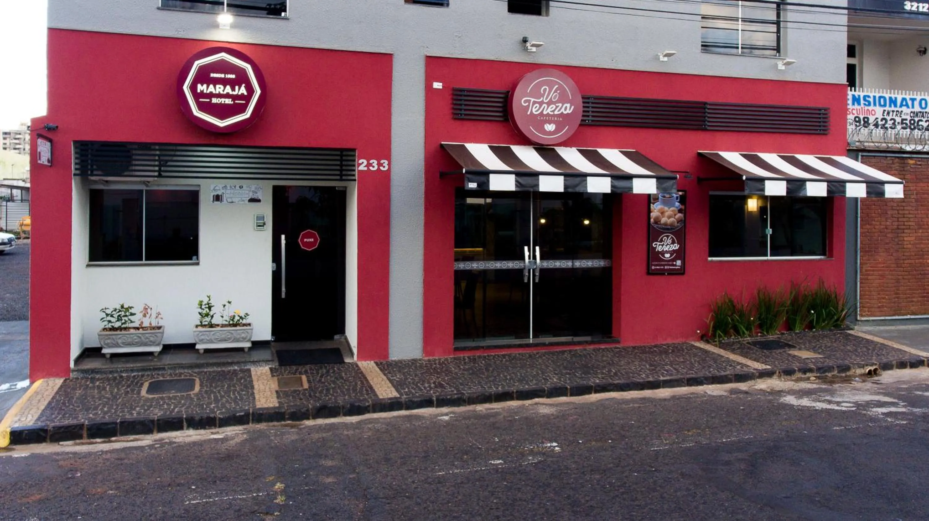 Property building in Hotel Maraja