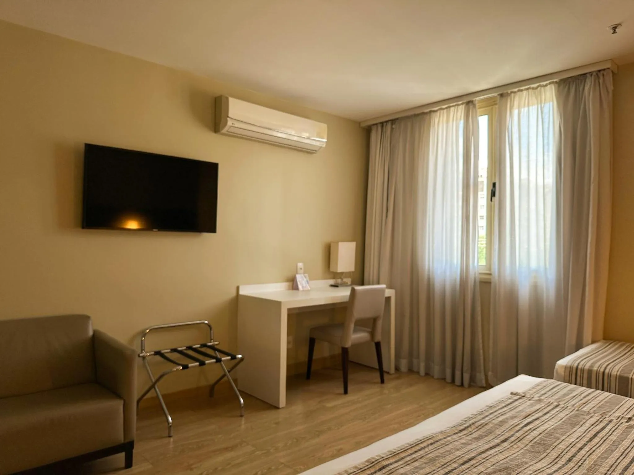 Bedroom, Bed in Grande Hotel Petrópolis