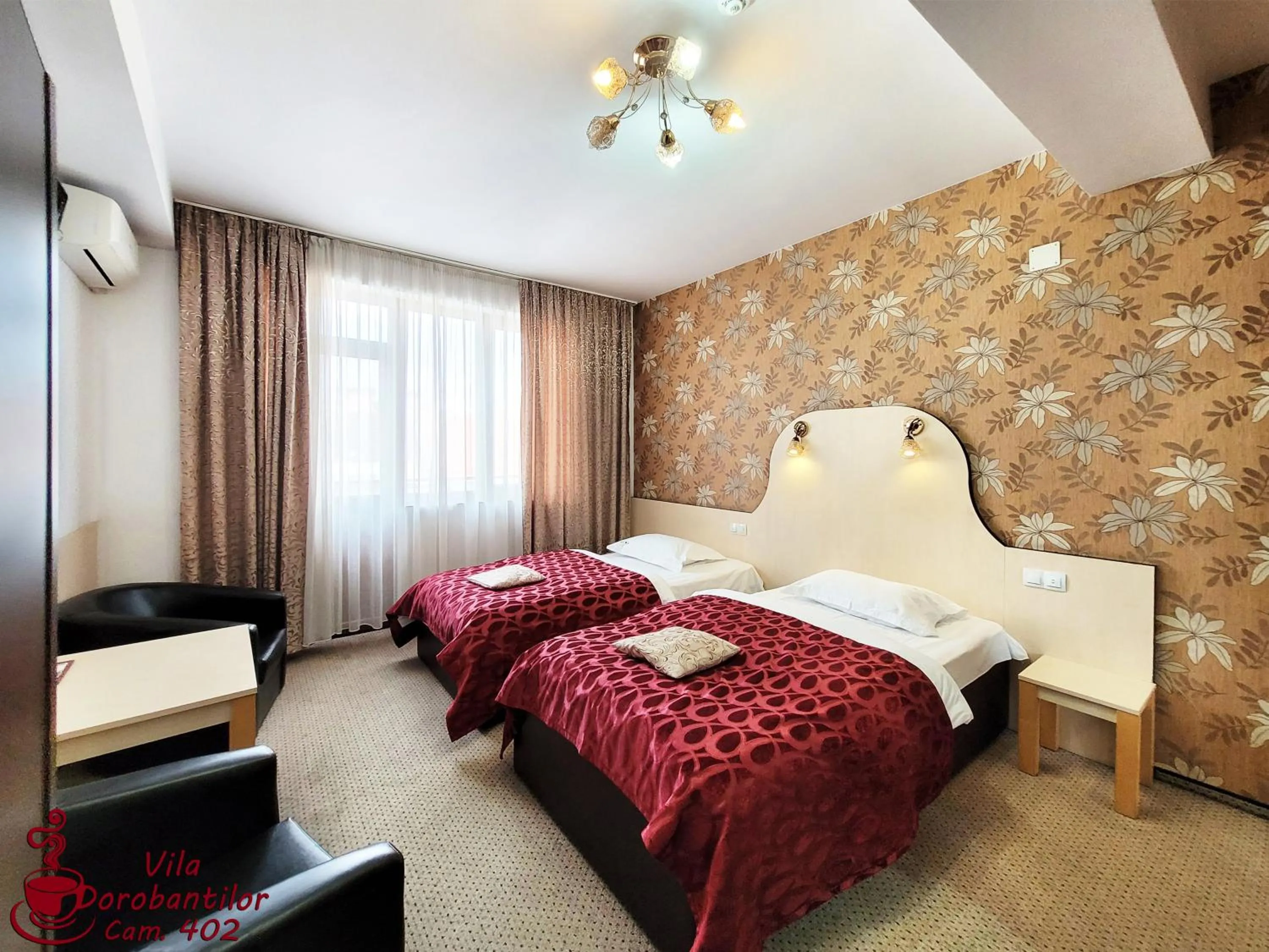 Twin Room with Balcony in Vila Dorobantilor