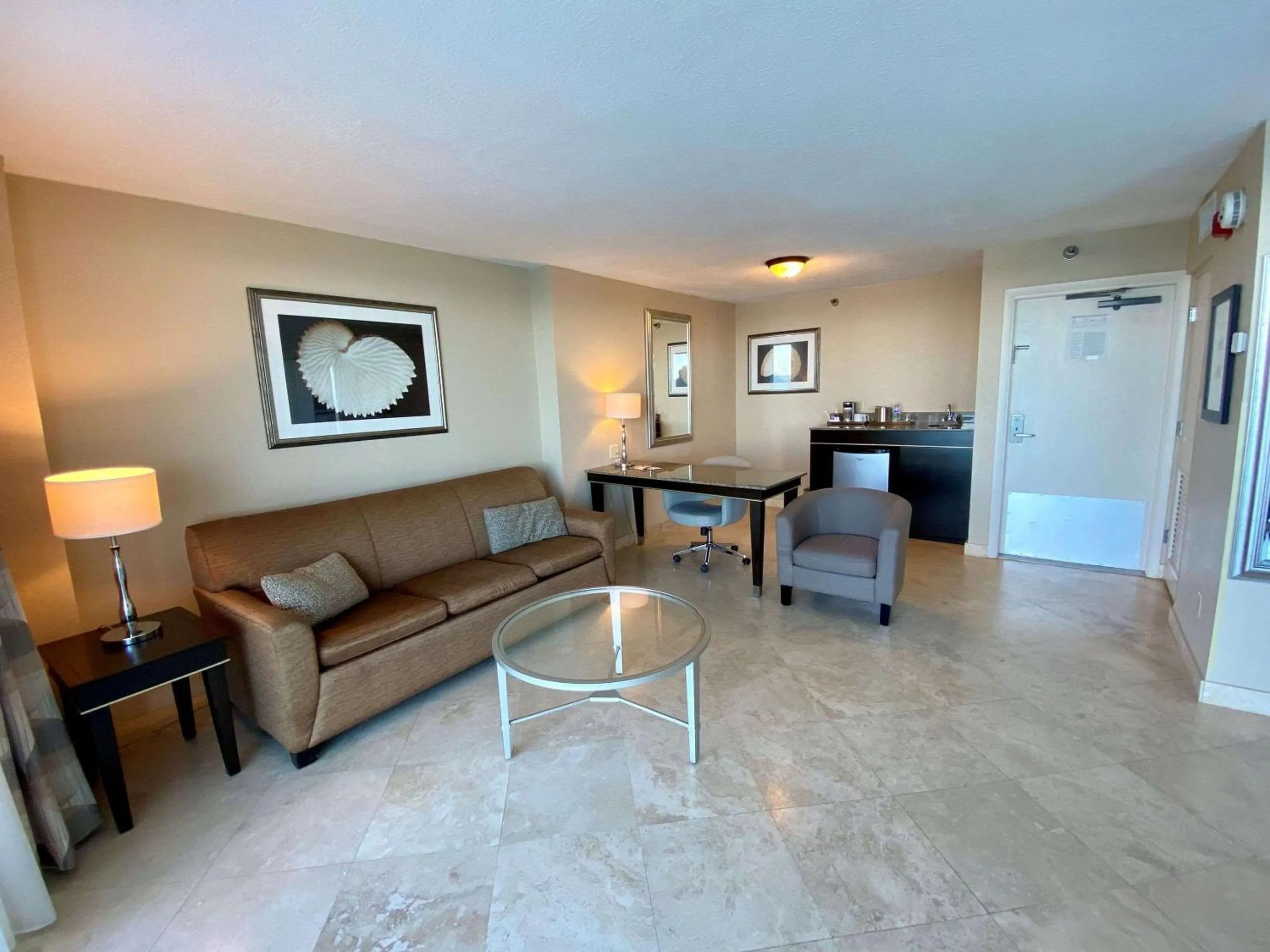 Bedroom in Radisson Suite Hotel Oceanfront