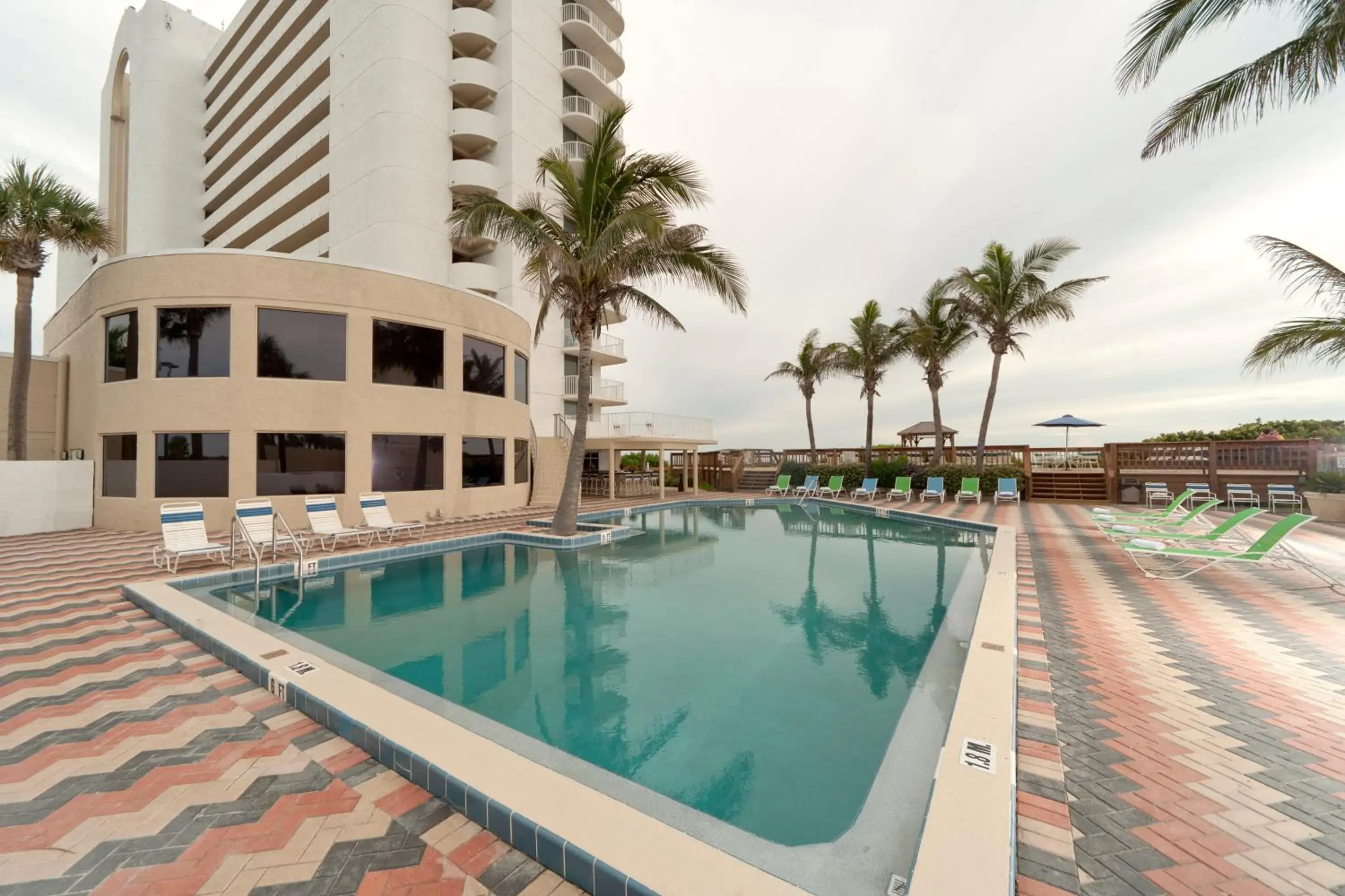 Pool view in Radisson Suite Hotel Oceanfront Pool view in Radisson Suite Hotel Oceanfront