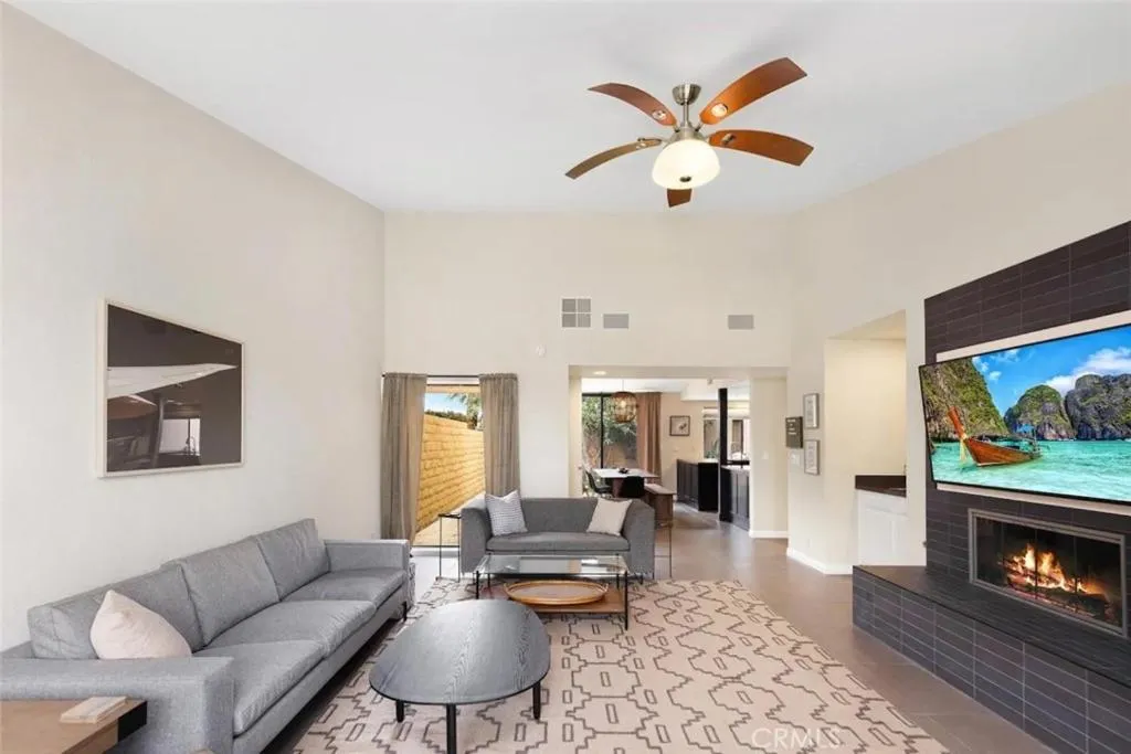 Communal lounge/ TV room in Sundance Villas by Private Villa Management