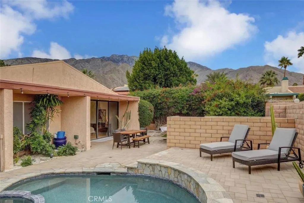Patio in Sundance Villas by Private Villa Management