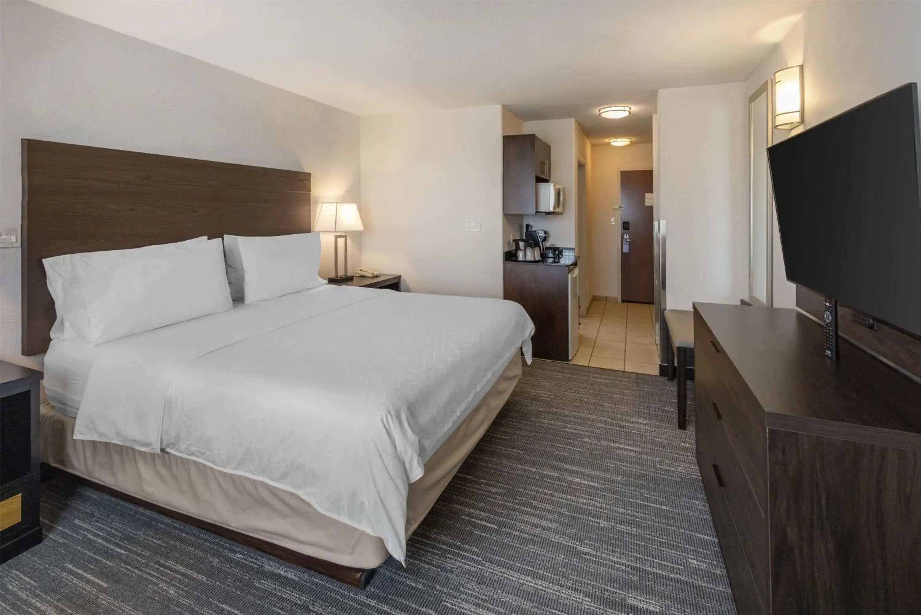 Bedroom, Bed in Best Western Dawson Creek Bedroom, Bed in Best Western Dawson Creek