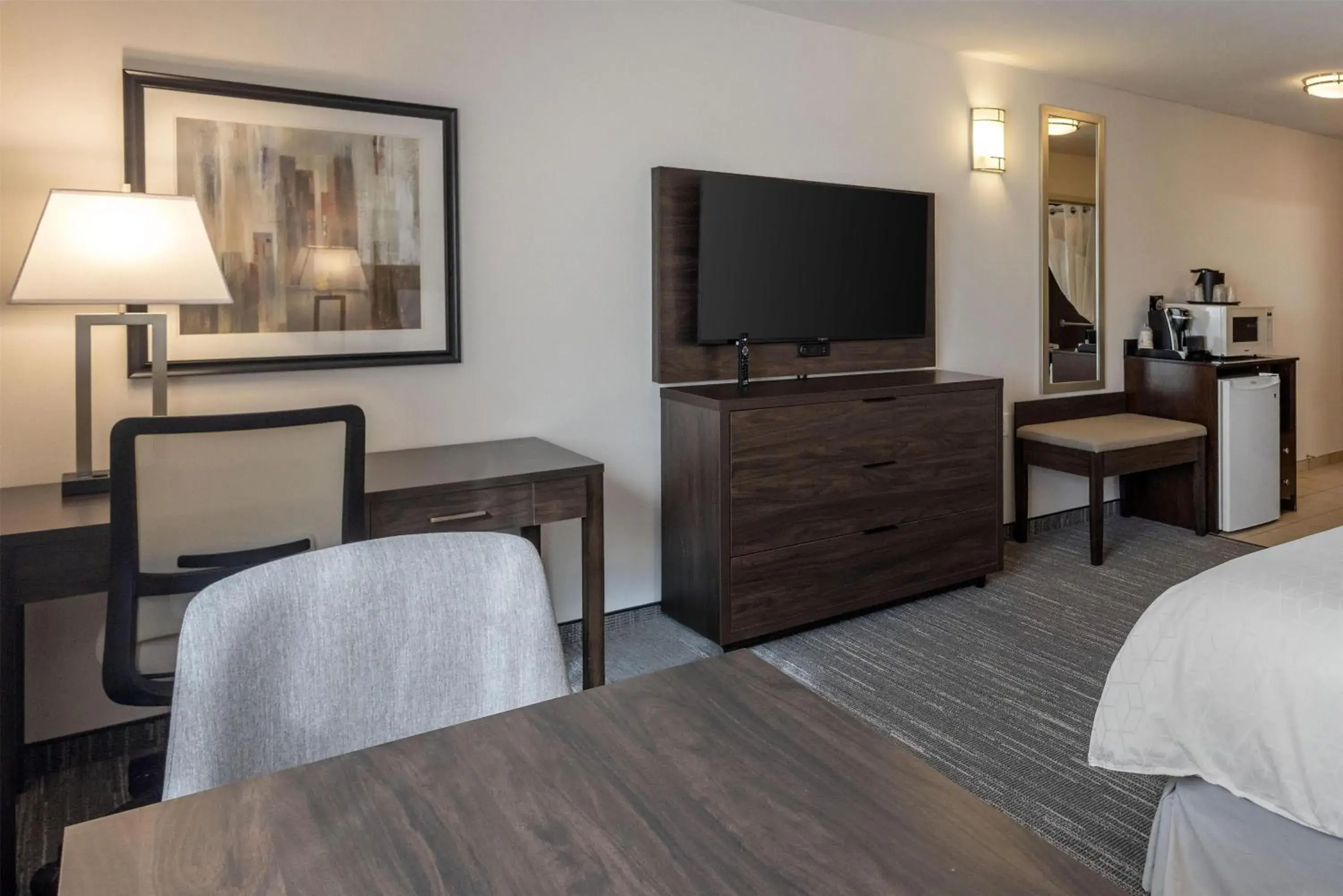 Bedroom, Bed in Best Western Dawson Creek Bedroom, Bed in Best Western Dawson Creek