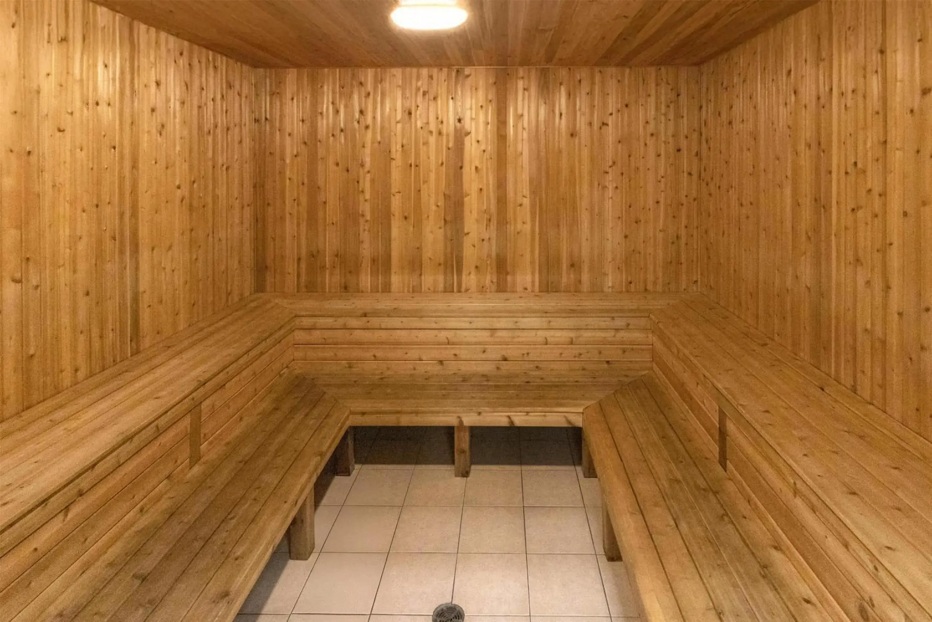 Spa and wellness centre/facilities in Best Western Dawson Creek Spa and wellness centre/facilities in Best Western Dawson Creek