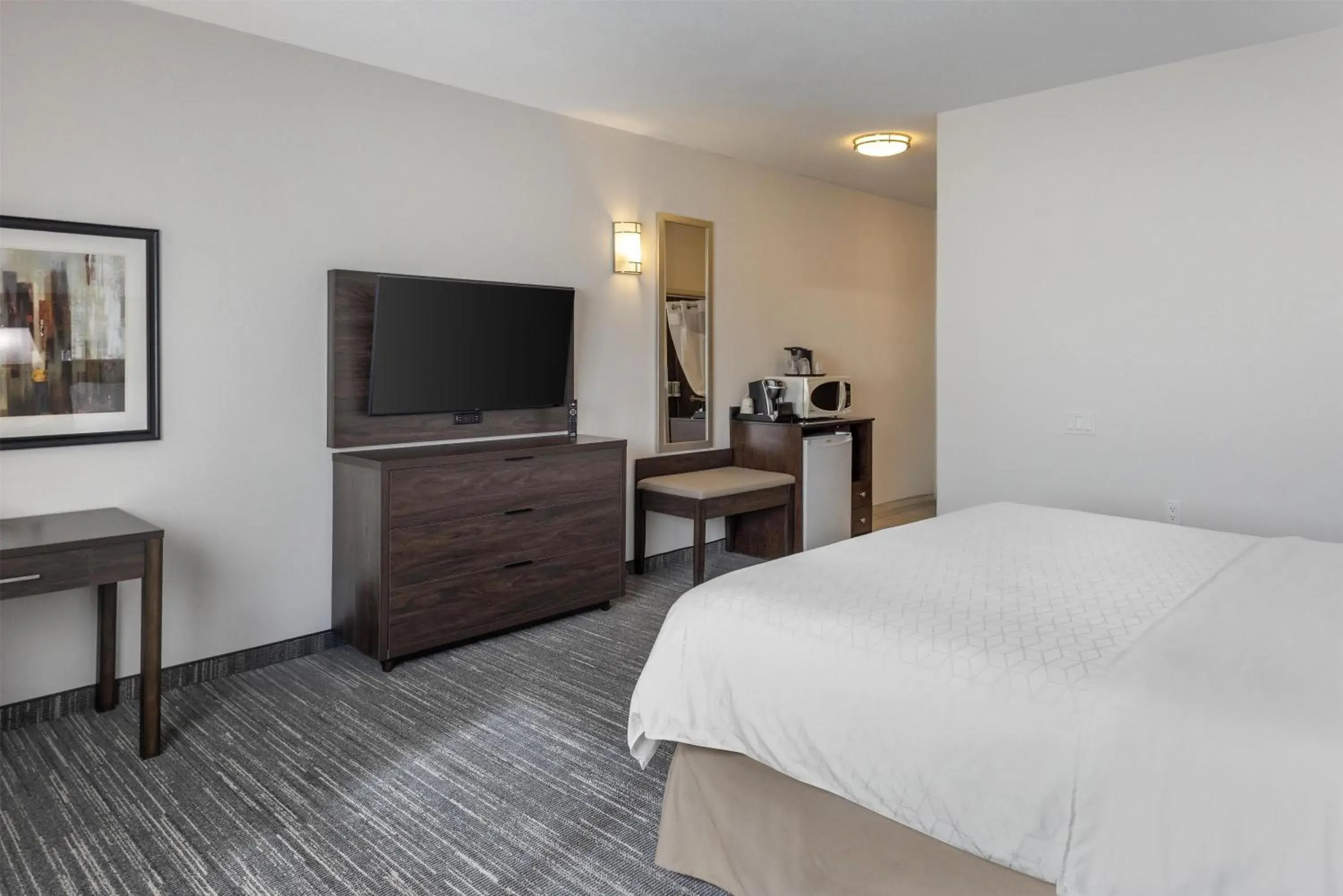 Bedroom, Bed in Best Western Dawson Creek Bedroom, Bed in Best Western Dawson Creek