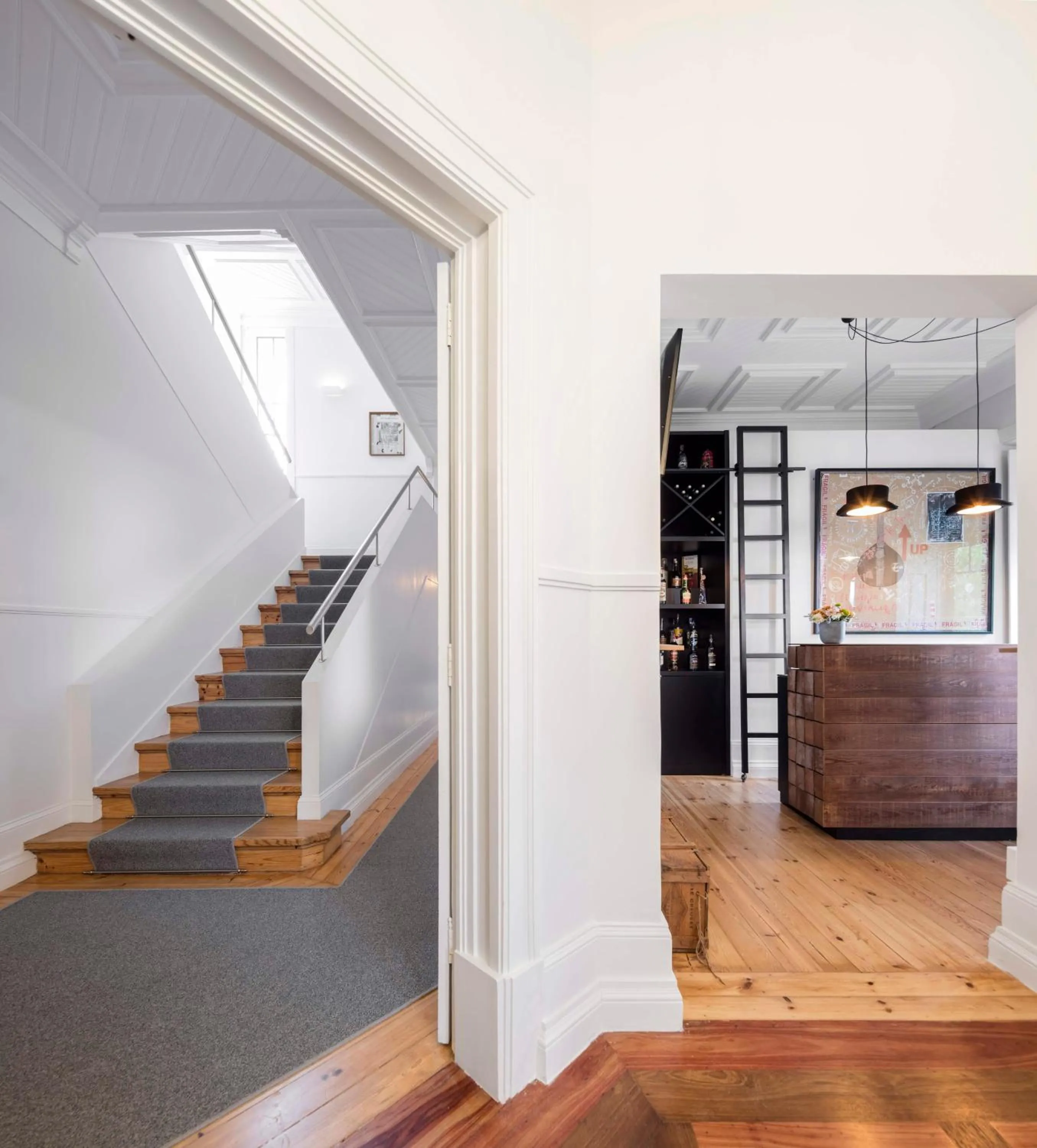 Penedo da Saudade Suites & Hostel