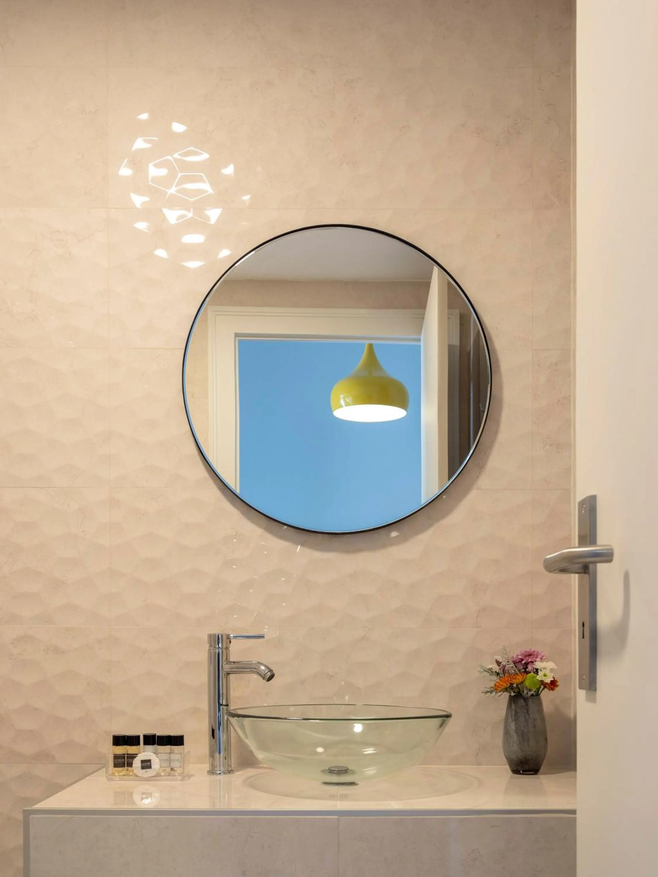 Penedo da Saudade Suites & Hostel