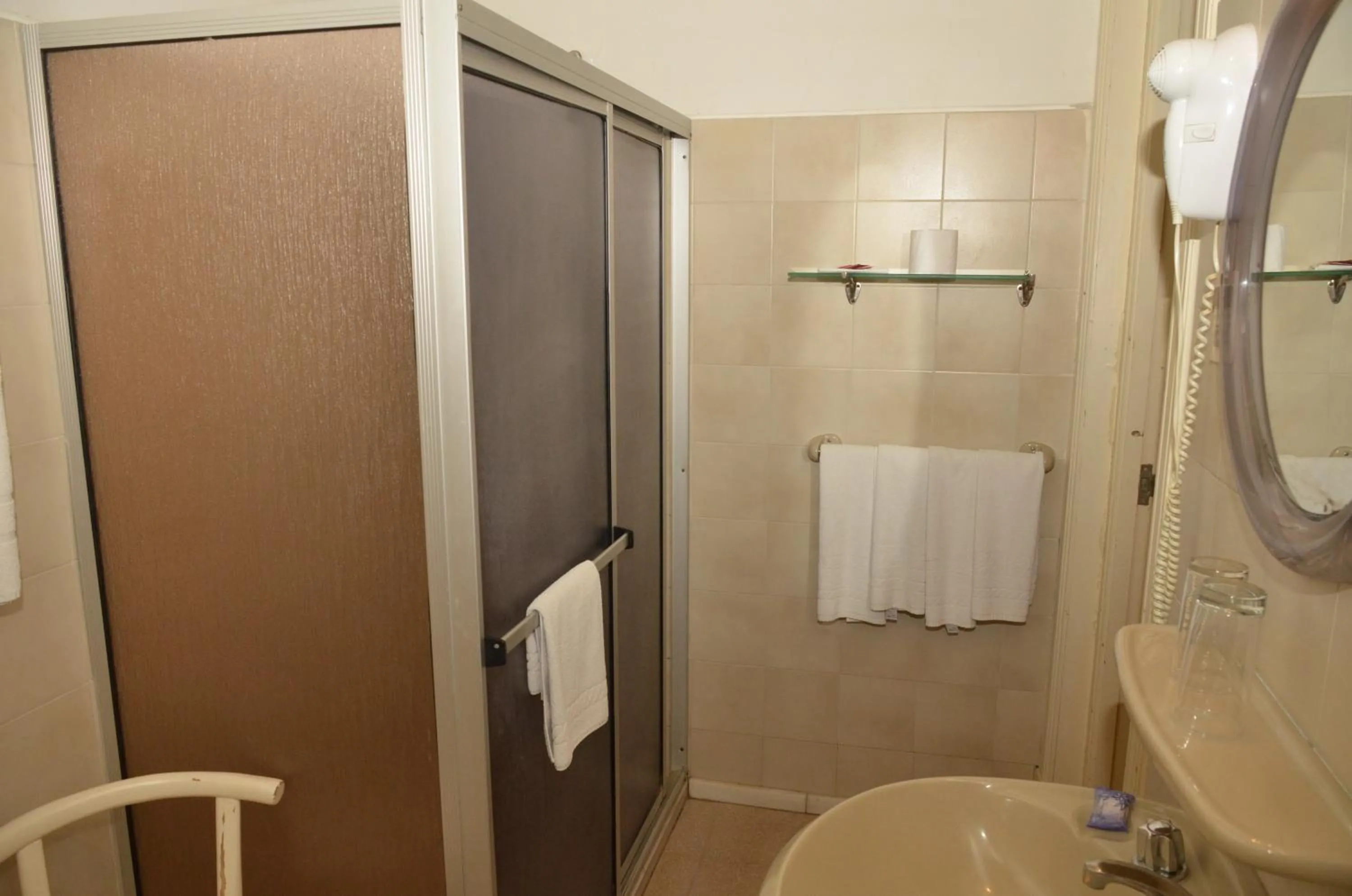 Bathroom in Argentino Hotel Casino & Resort