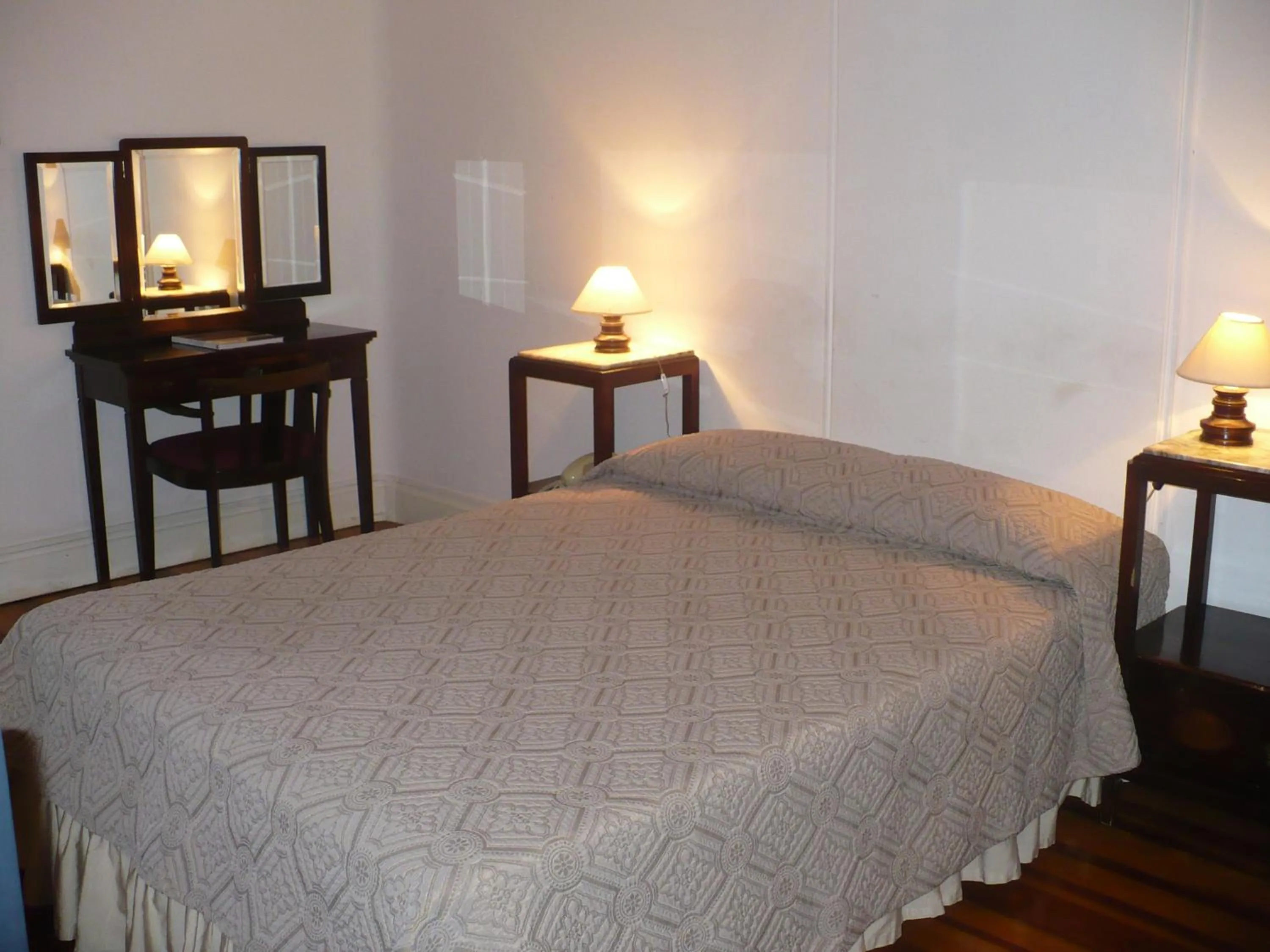 Bed in Argentino Hotel Casino & Resort