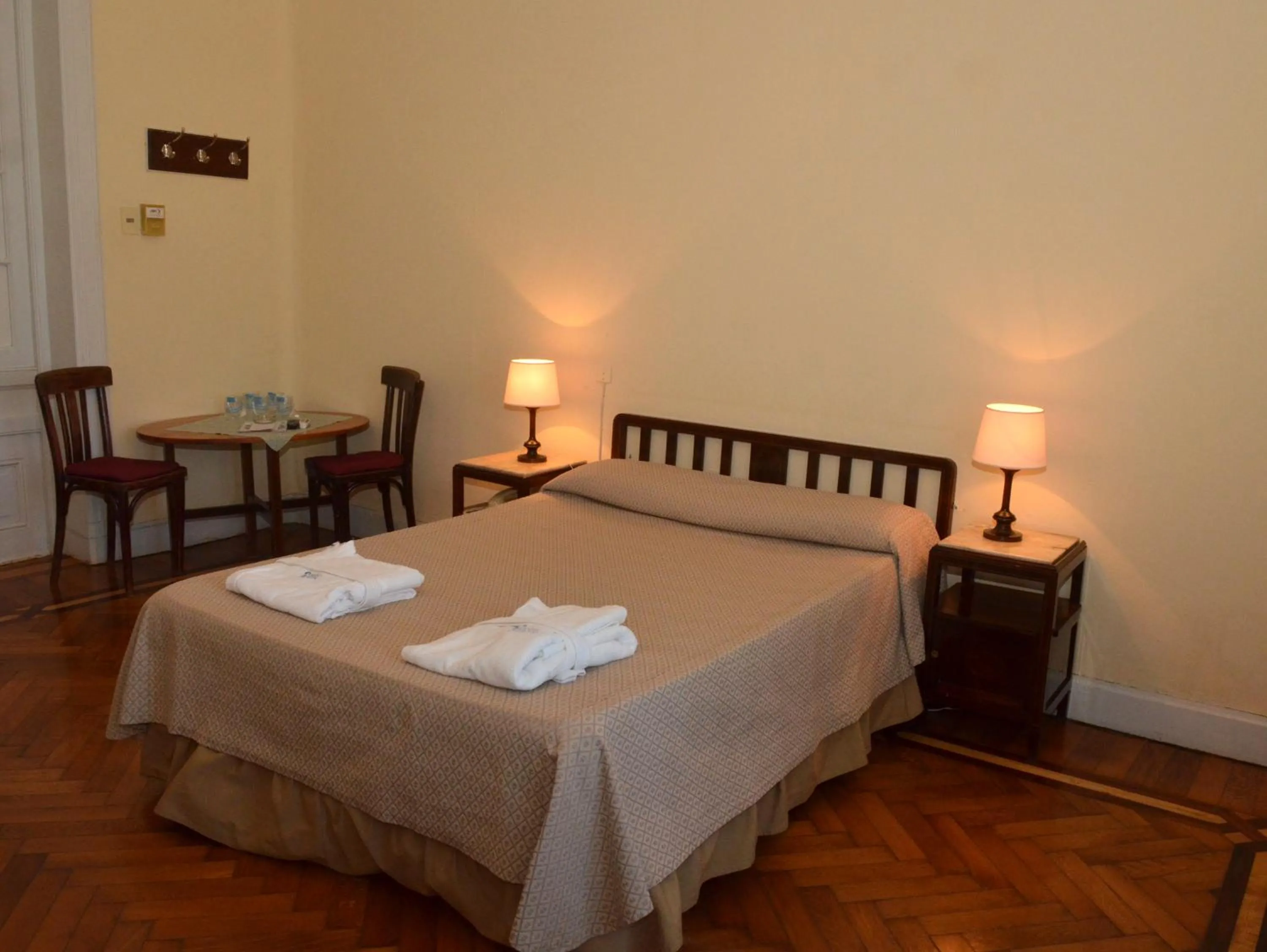 Bed in Argentino Hotel Casino & Resort